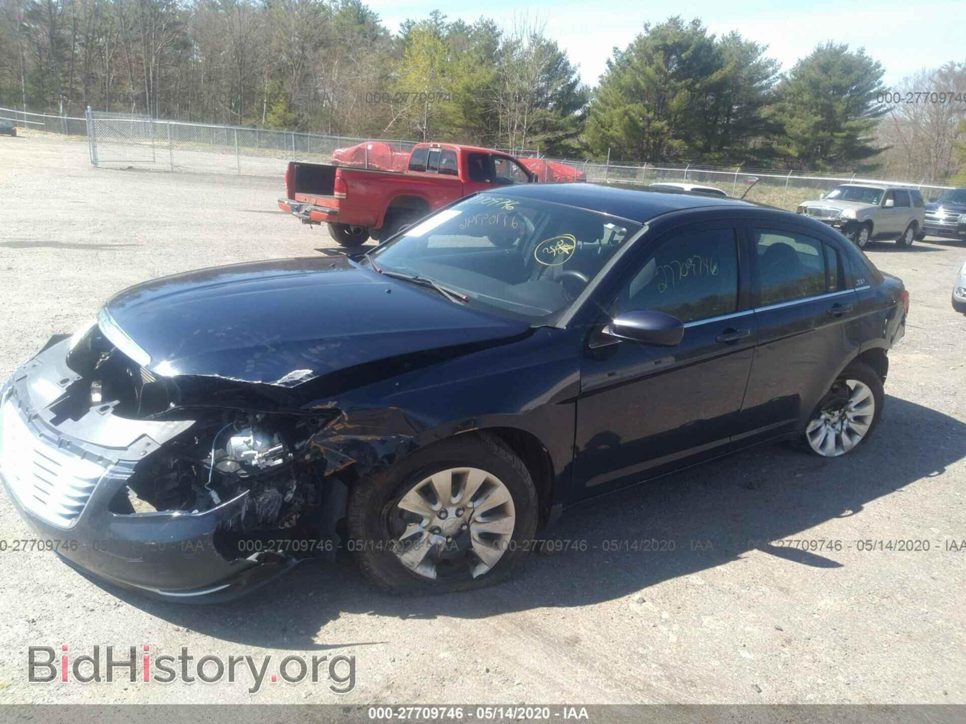 2013 CHRYSLER 200 - VIN: 1C3CCBAB4DN733682 - Фото 2