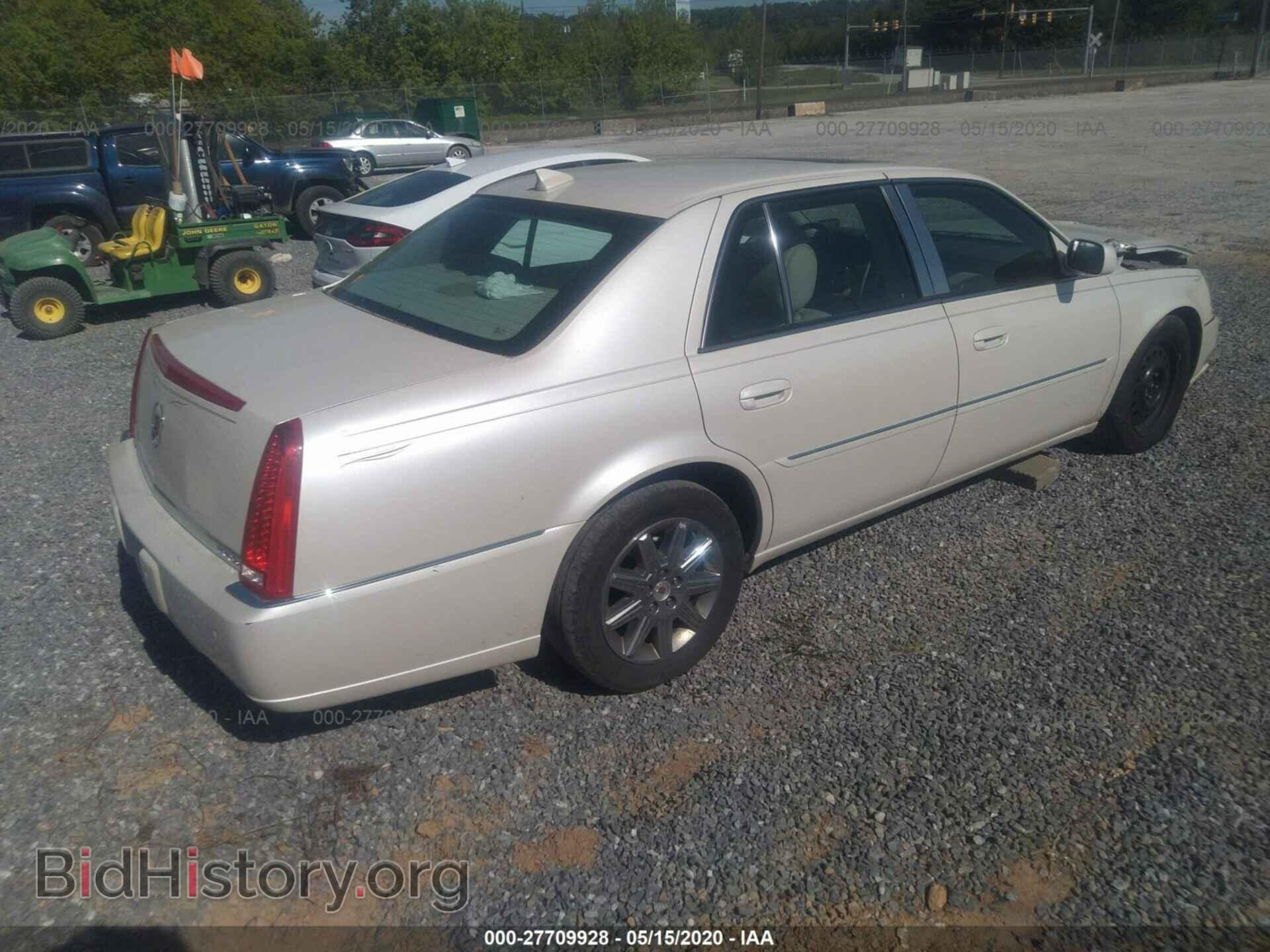 2011 CADILLAC DTS - VIN: 1G6KH5E60BU130824 - Фото 4