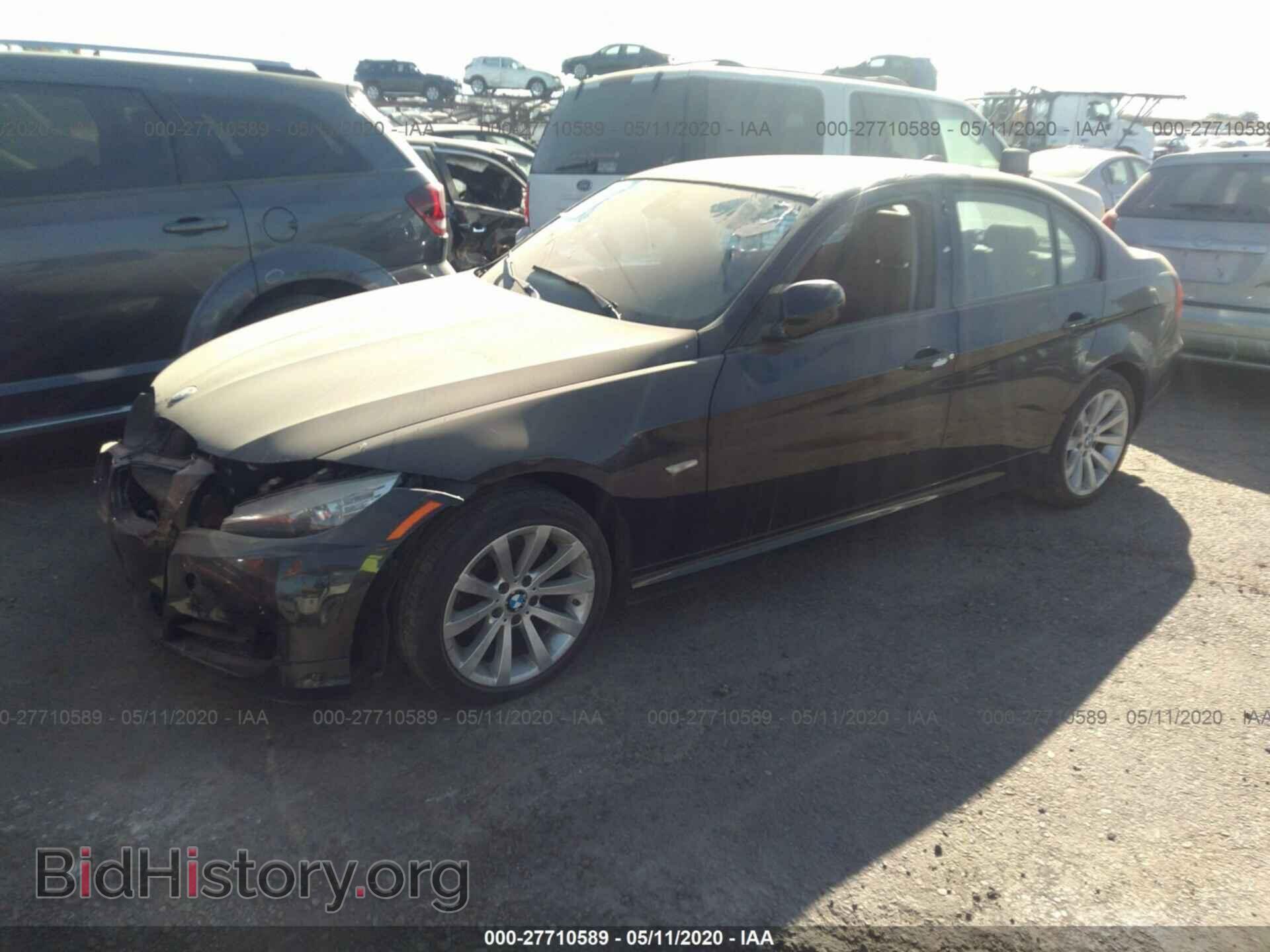 2011 BMW 328 - VIN: WBAPH7C51BE852884 - Фото 2