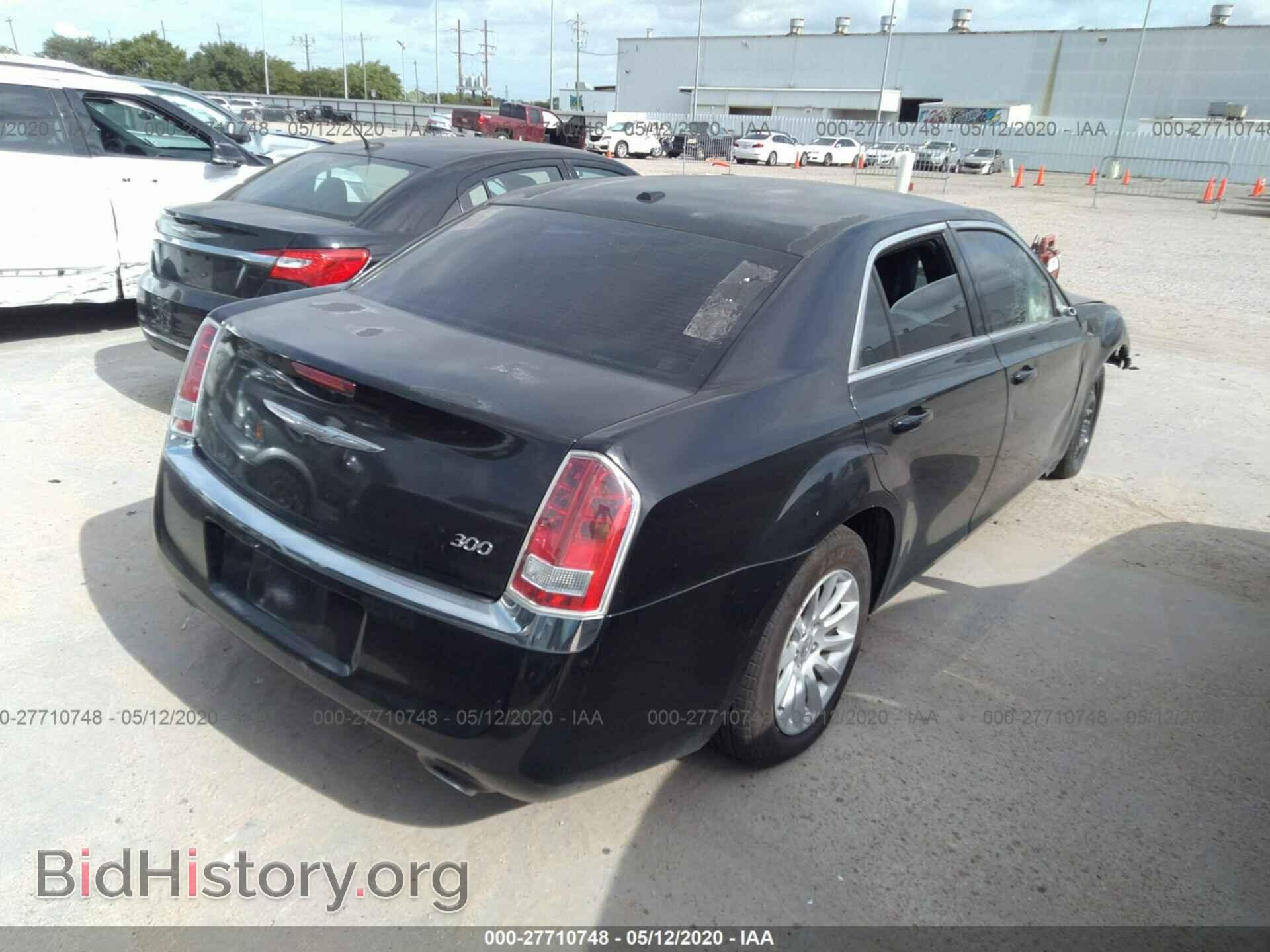 2014 CHRYSLER 300 - VIN: 2C3CCAAG2EH211603 - Фото 4
