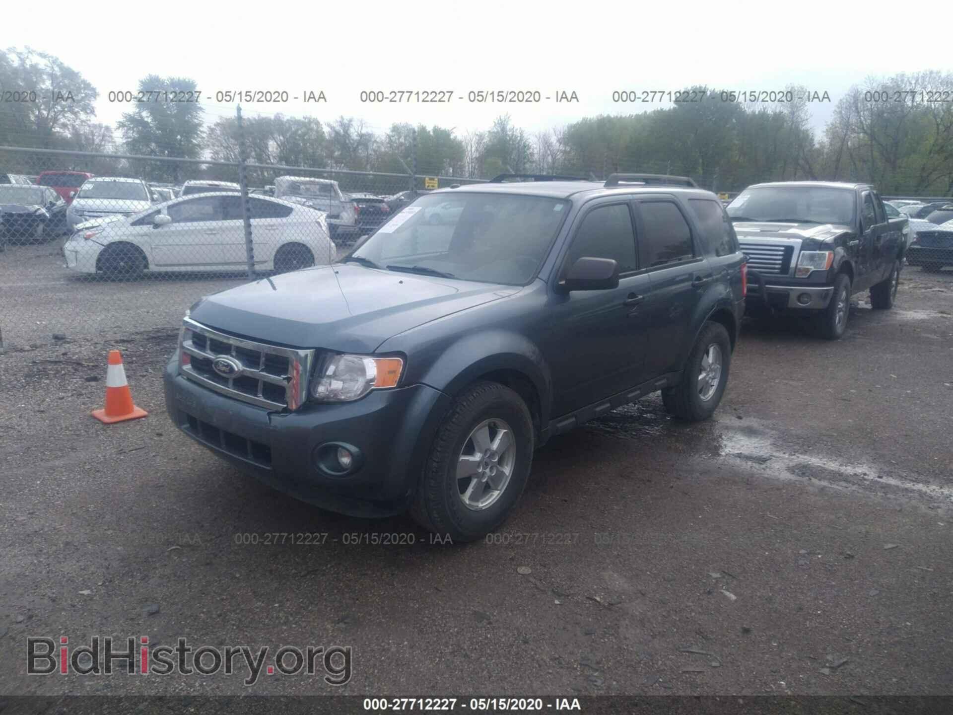 2011 FORD ESCAPE - VIN: 1FMCU9D77BKB26016 - Фото 2