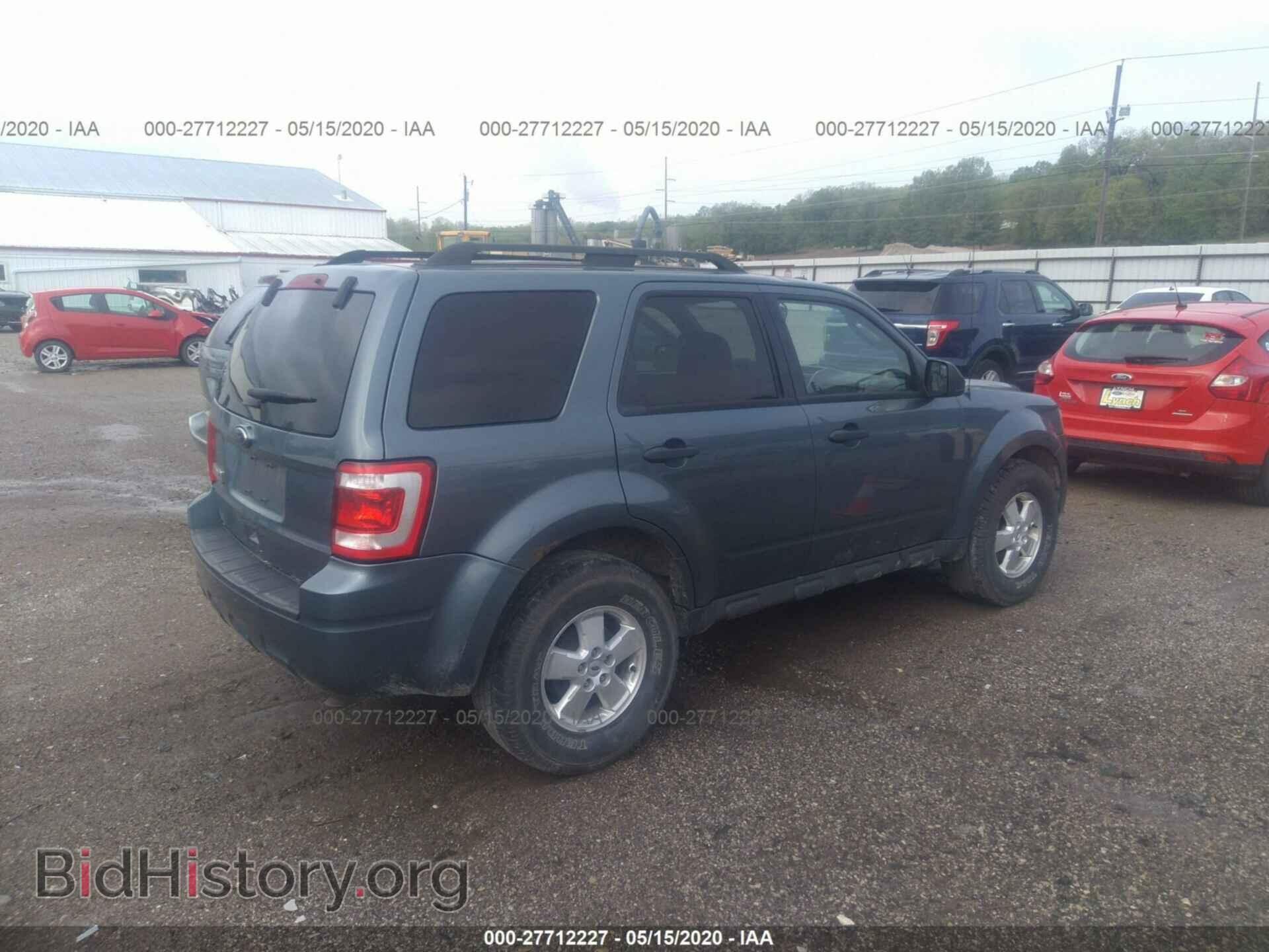 2011 FORD ESCAPE - VIN: 1FMCU9D77BKB26016 - Фото 4