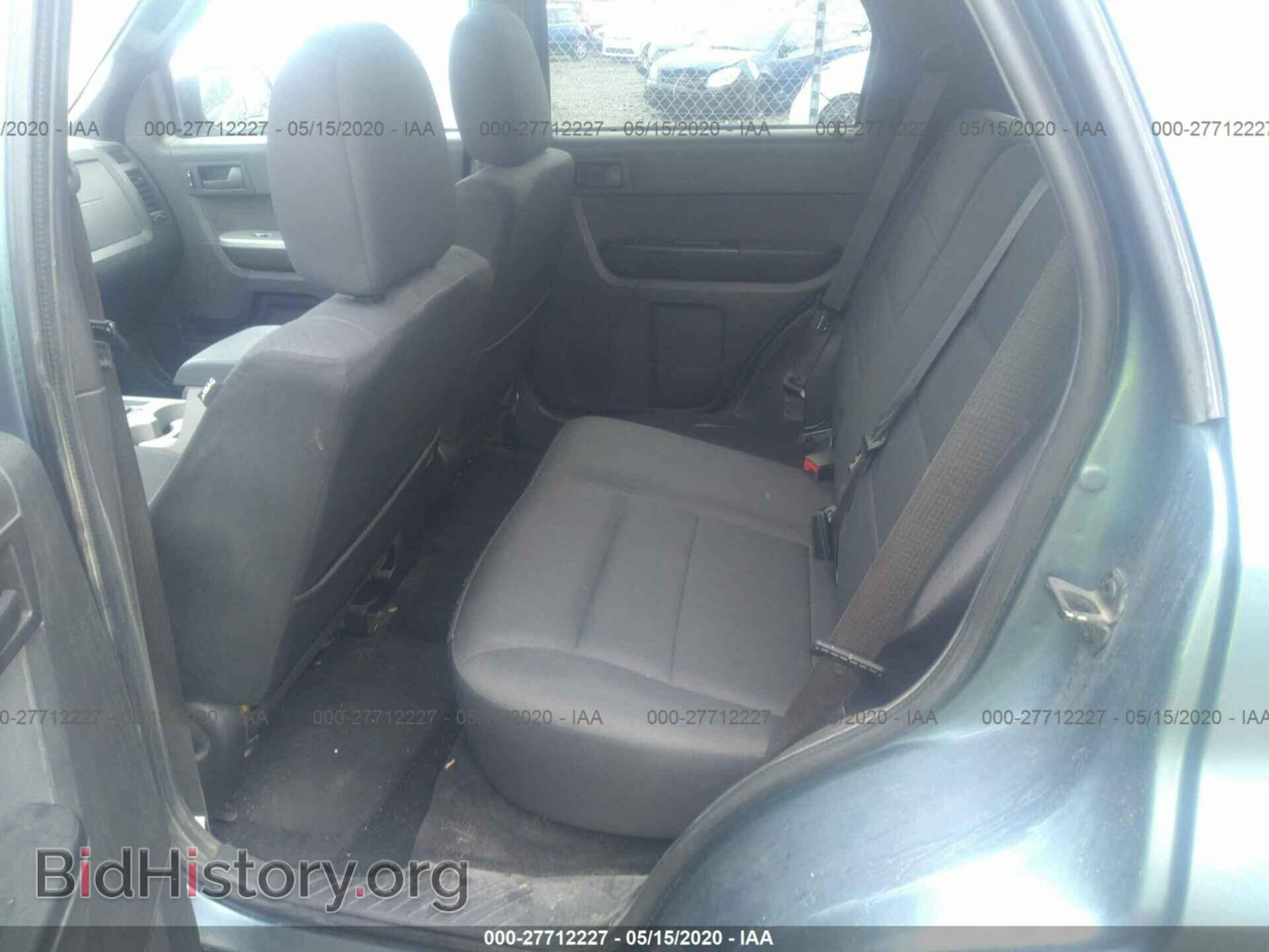 2011 FORD ESCAPE - VIN: 1FMCU9D77BKB26016 - Фото 8