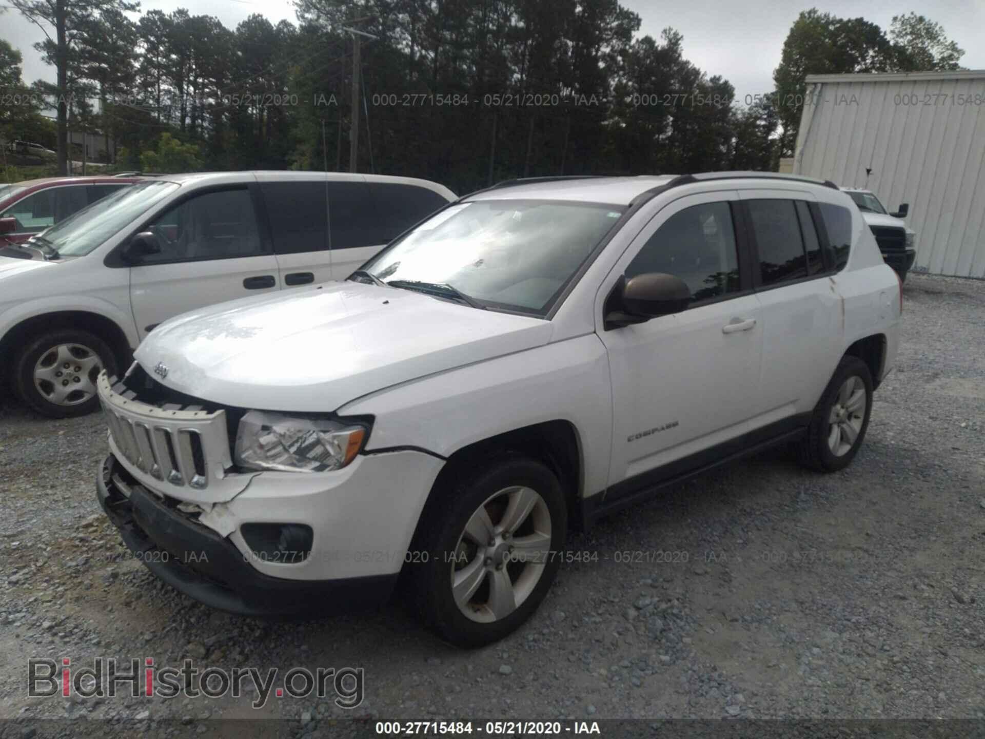 2011 JEEP COMPASS - VIN: 1J4NT1FA7BD215920 - Фото 2