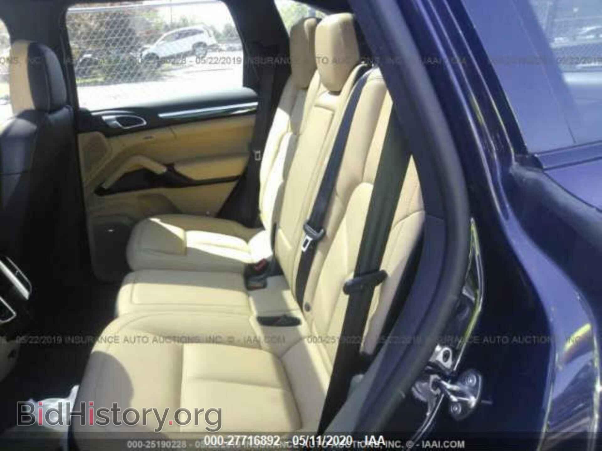 2017 PORSCHE CAYENNE - VIN: WP1AE2A29HLA75029 - Фото 8