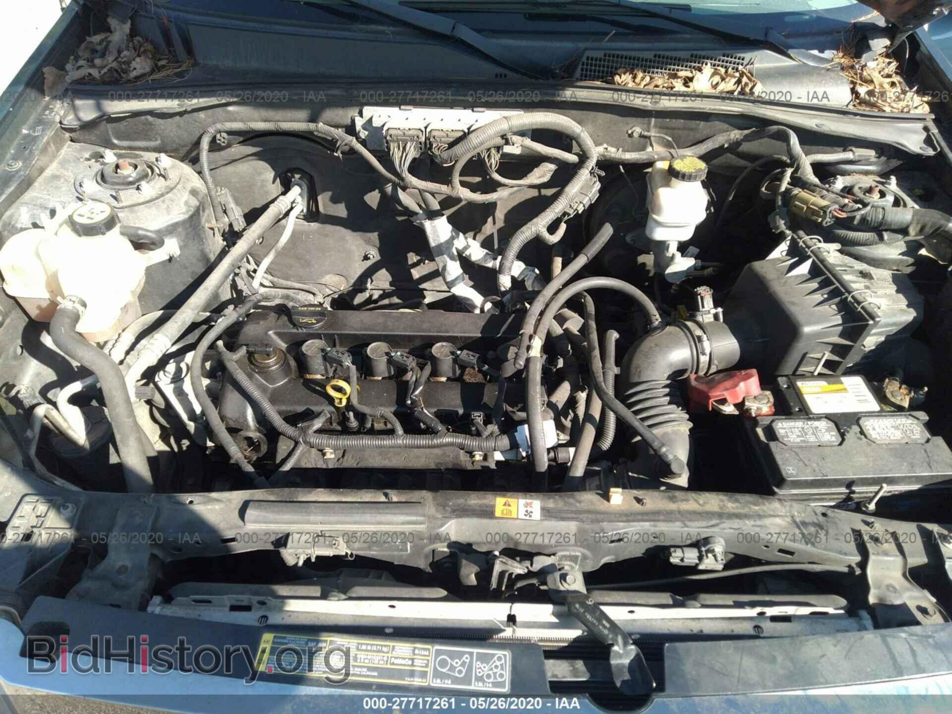 2011 FORD ESCAPE - VIN: 1FMCU0C74BKB57303 - Фото 10