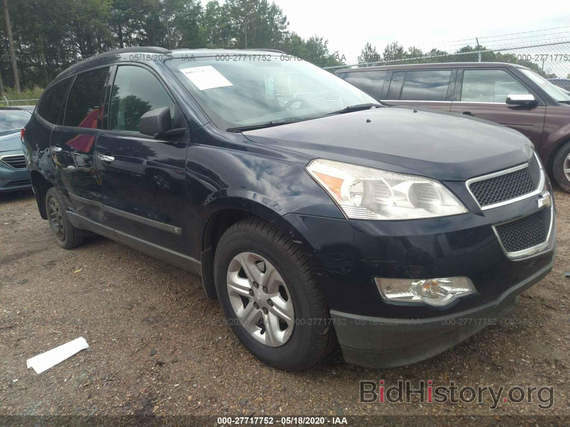 Photo 1GNLREED6AS143186 - CHEVROLET TRAVERSE 2010