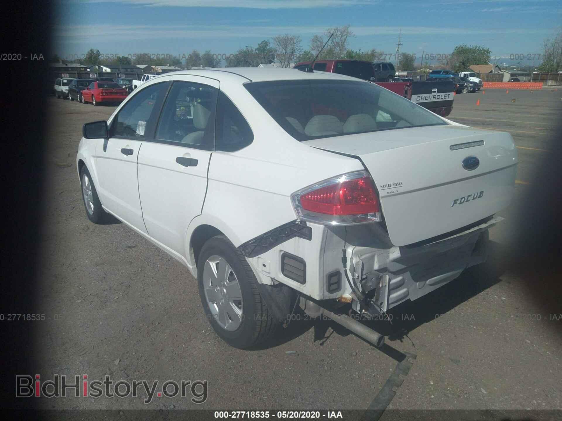 2011 FORD FOCUS - VIN: 1FAHP3EN4BW174695 - Фото 3