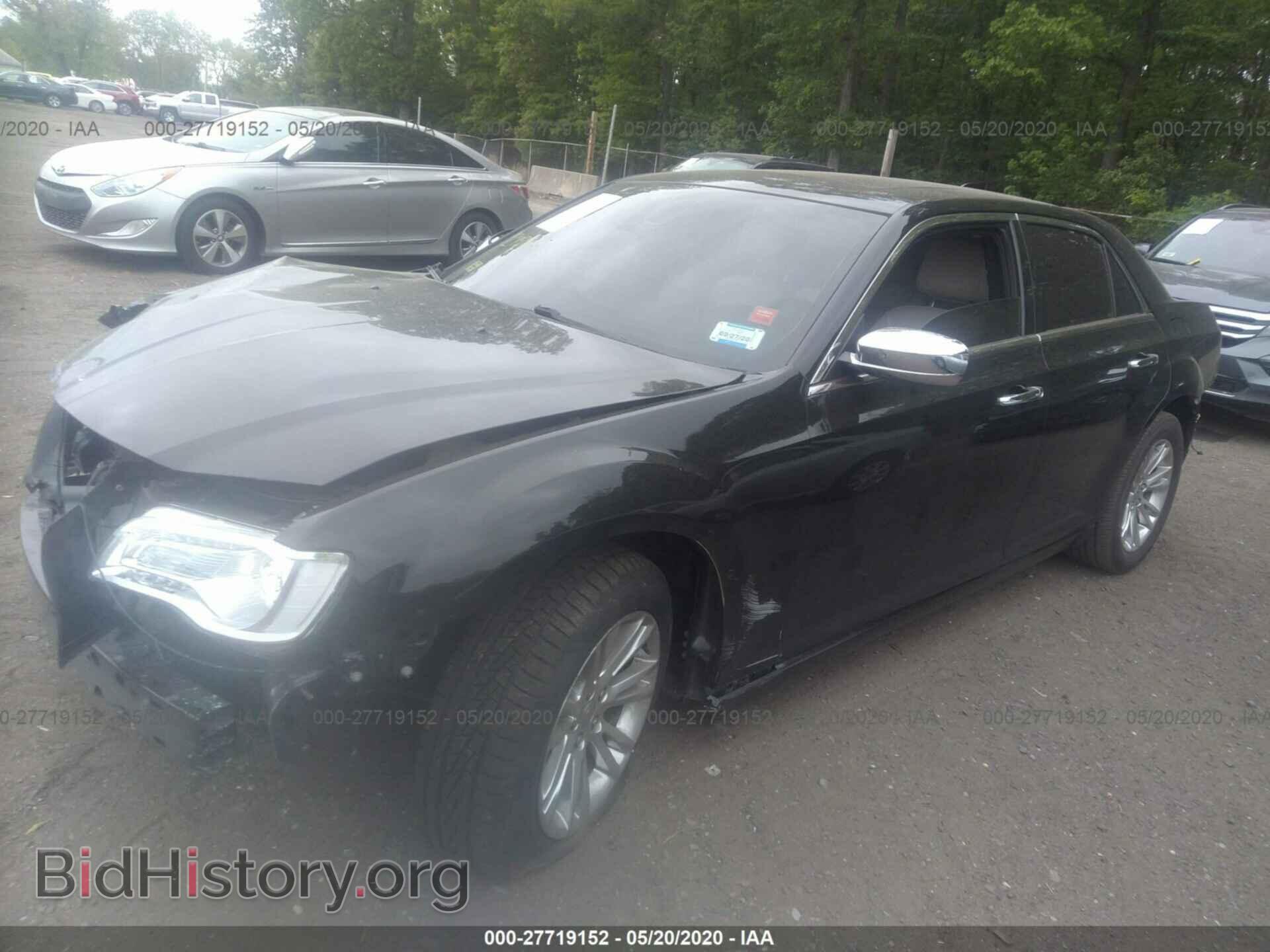 2016 CHRYSLER 300C - VIN: 2C3CCAEG2GH298433 - Фото 2