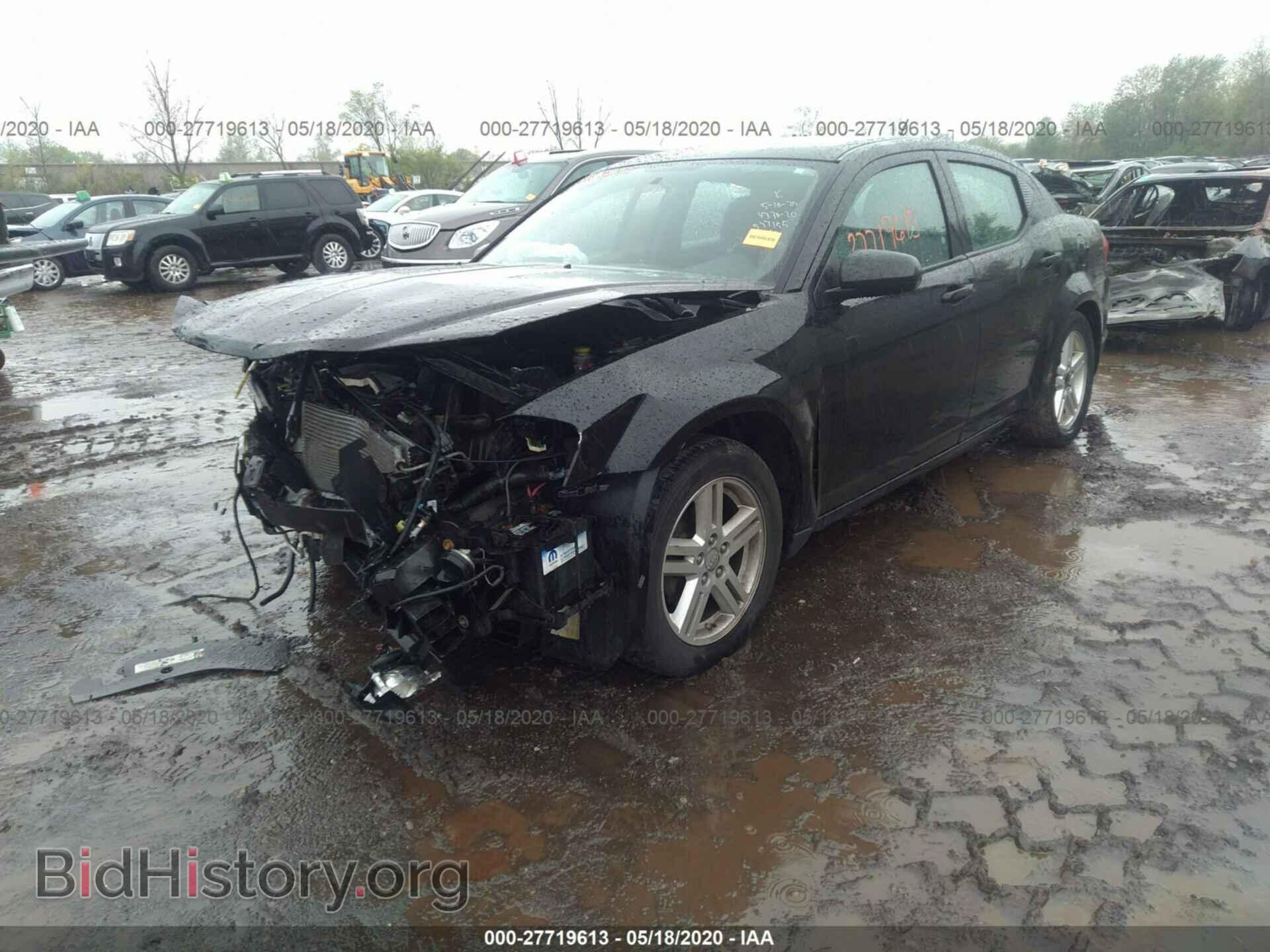 2011 DODGE AVENGER - VIN: 1B3BD1FB3BN577155 - Фото 2