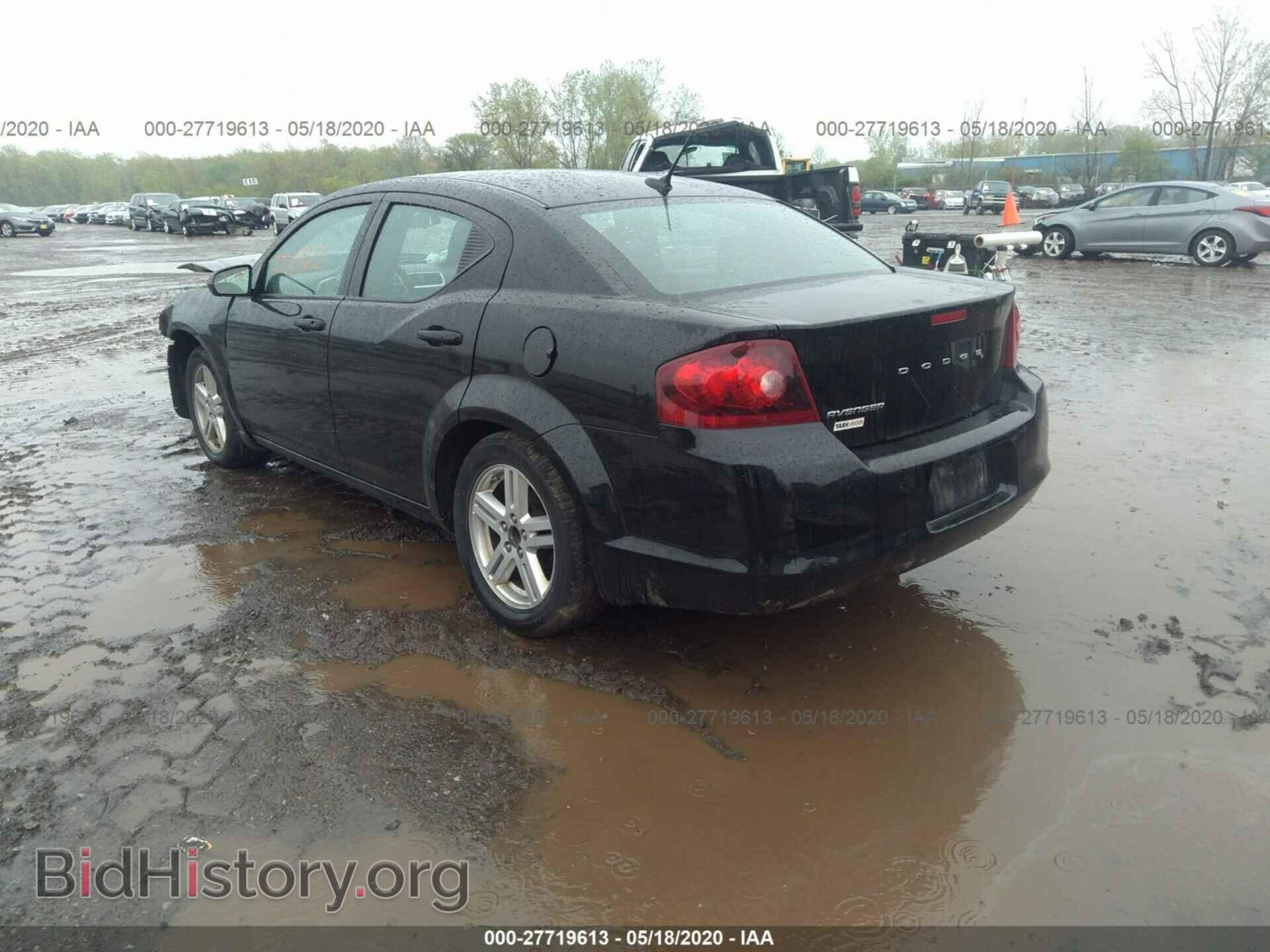 2011 DODGE AVENGER - VIN: 1B3BD1FB3BN577155 - Фото 3
