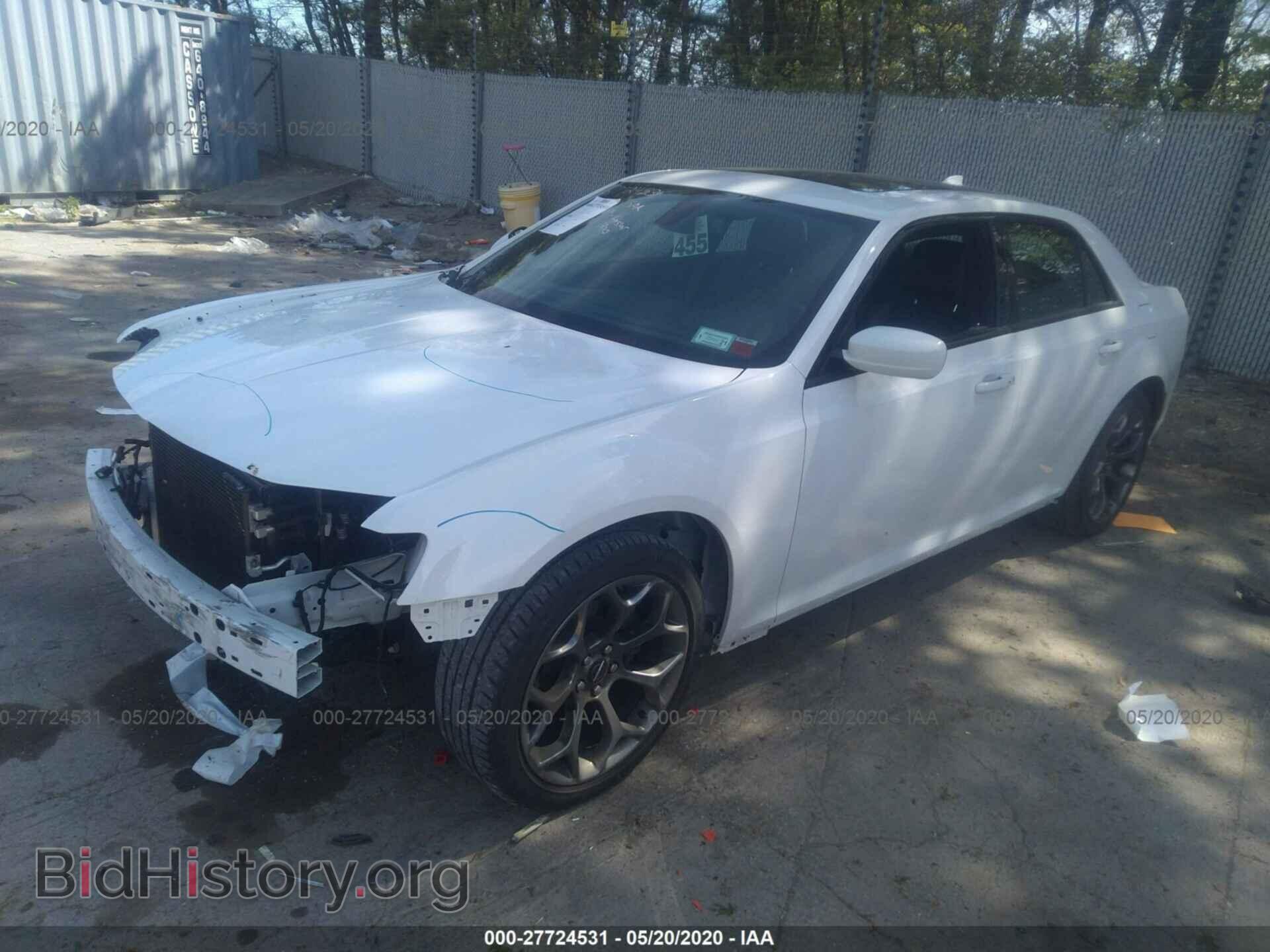 2016 CHRYSLER 300 - VIN: 2C3CCABG0GH116748 - Фото 2