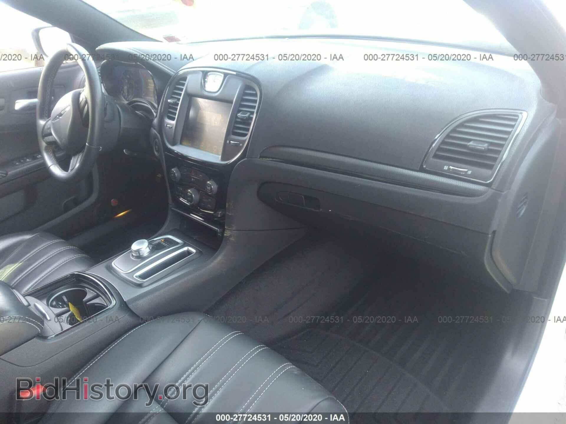 2016 CHRYSLER 300 - VIN: 2C3CCABG0GH116748 - Фото 5