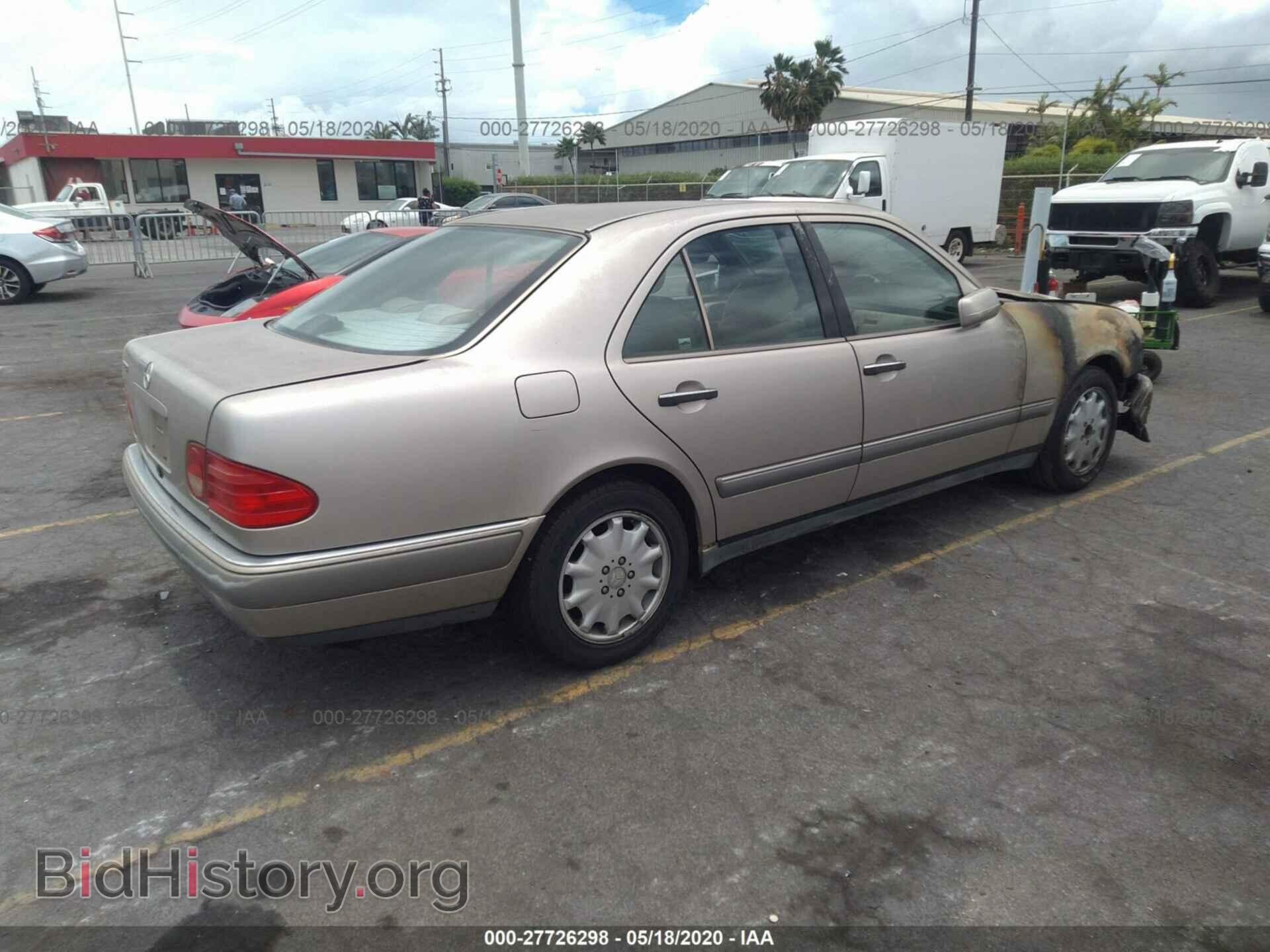 1996 MERCEDES-BENZ E - VIN: WDBJF55FXTJ004924 - Фото 4