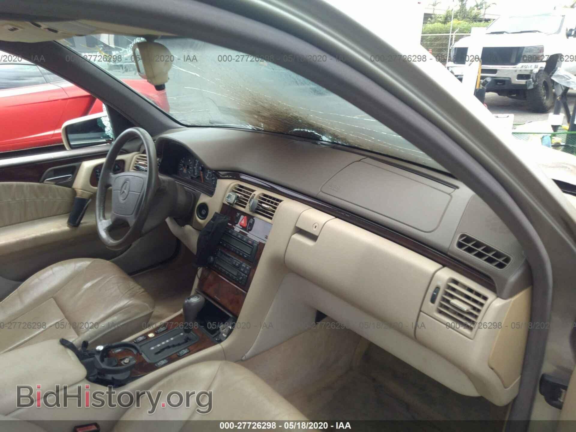 1996 MERCEDES-BENZ E - VIN: WDBJF55FXTJ004924 - Фото 5