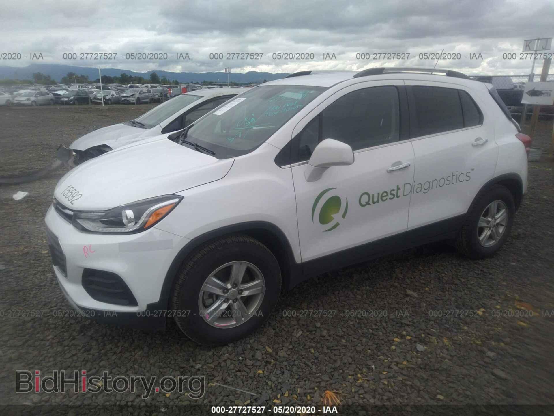 2017 CHEVROLET TRAX - VIN: 3GNCJLSB7HL279737 - Фото 2