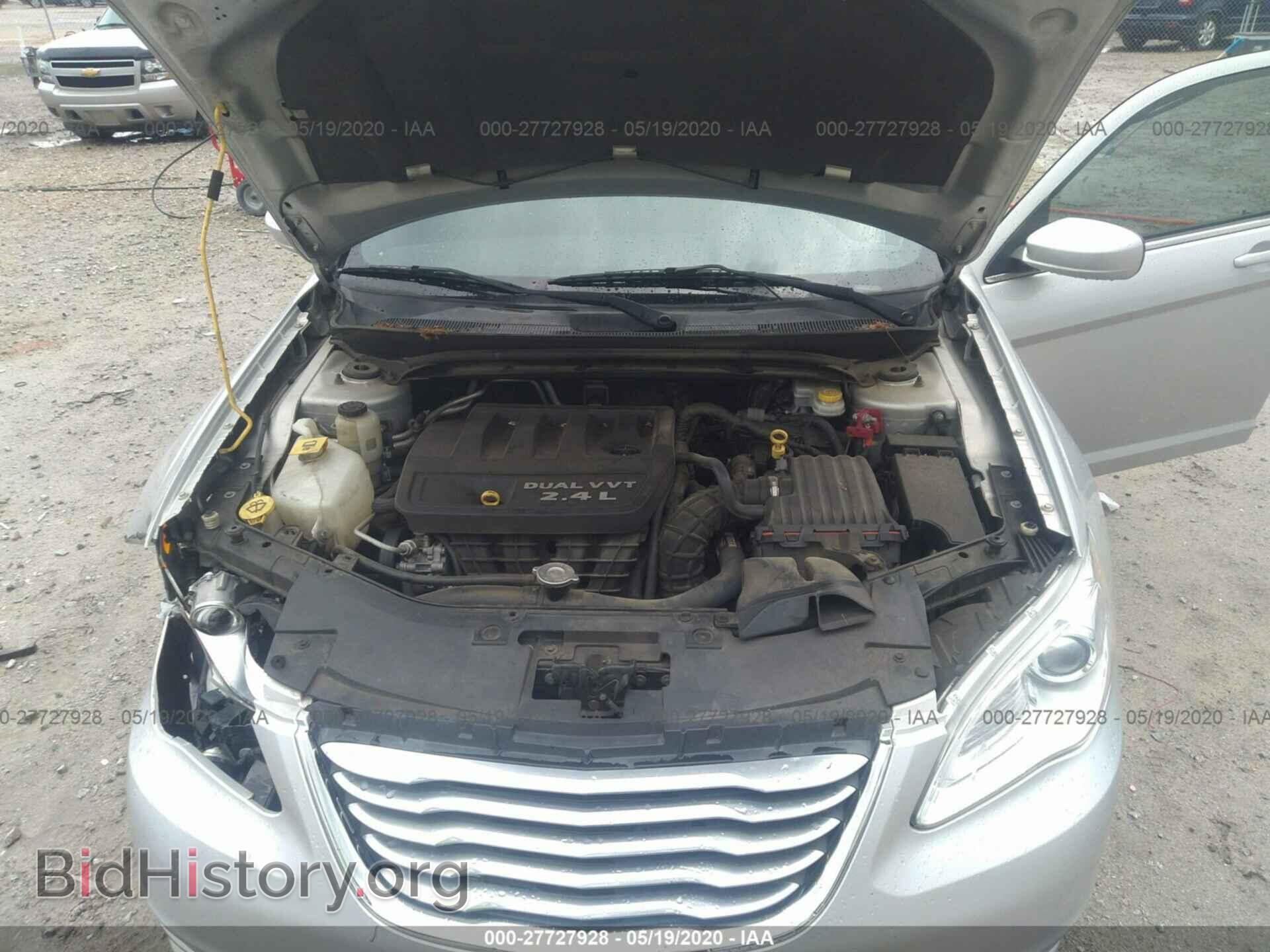 2012 CHRYSLER 200 - VIN: 1C3CCBAB8CN100794 - Фото 10
