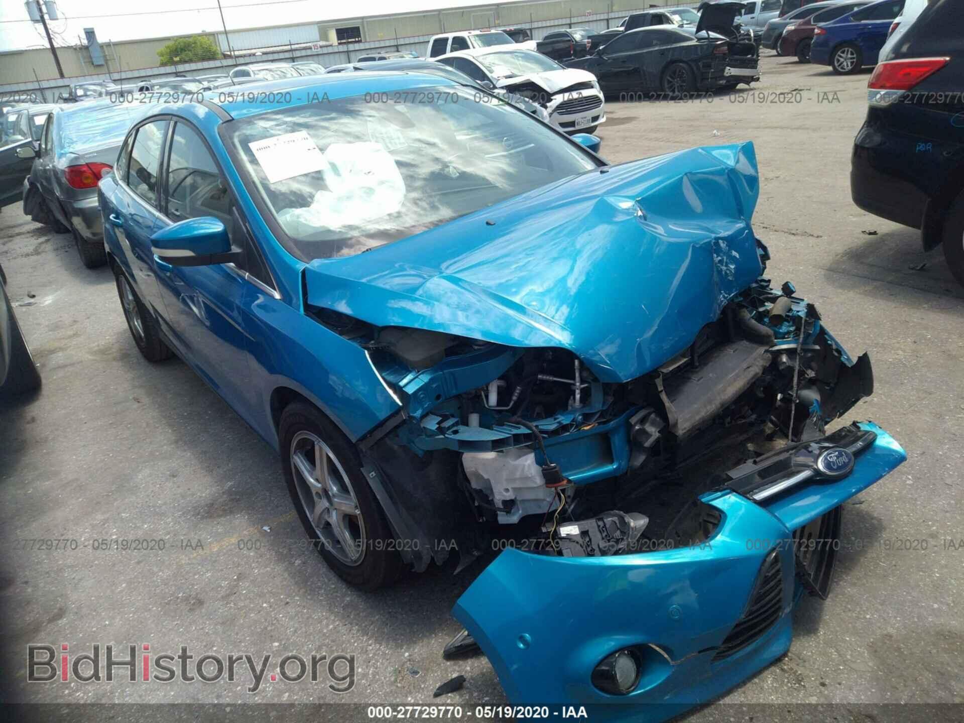 Photo 1FAHP3J27CL257407 - FORD FOCUS 2012