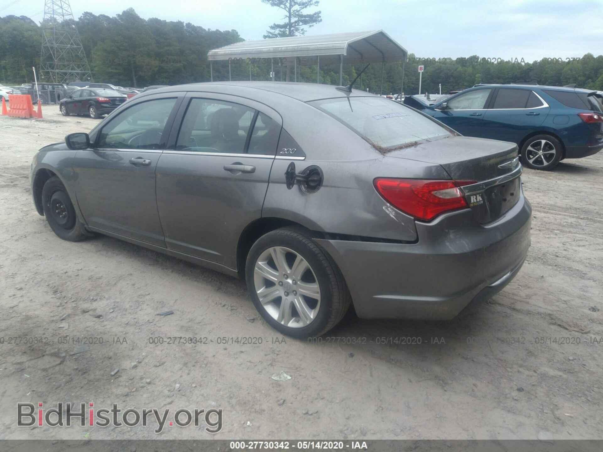 2013 CHRYSLER 200 - VIN: 1C3CCBAB2DN762064 - Фото 3