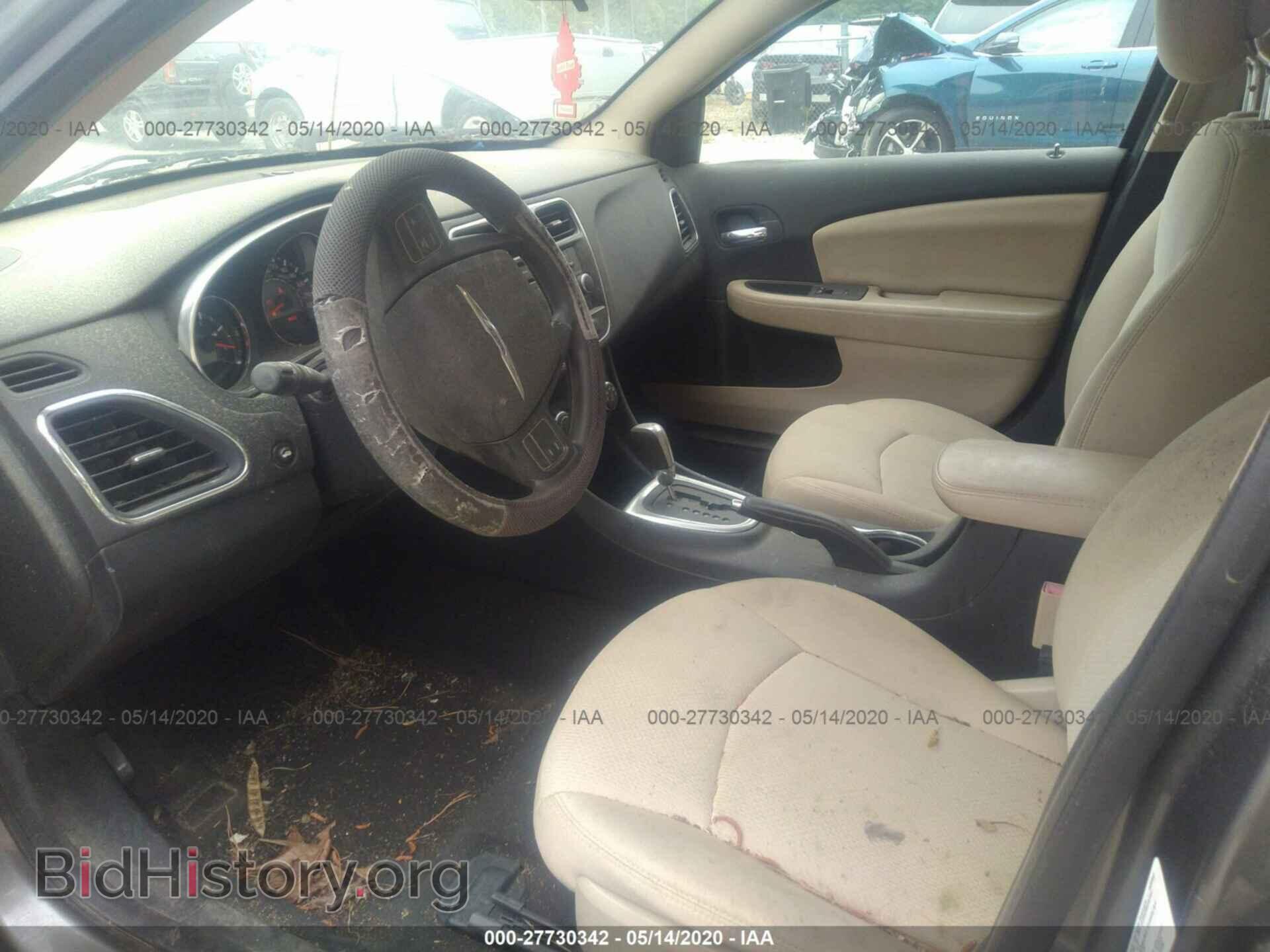 2013 CHRYSLER 200 - VIN: 1C3CCBAB2DN762064 - Фото 5