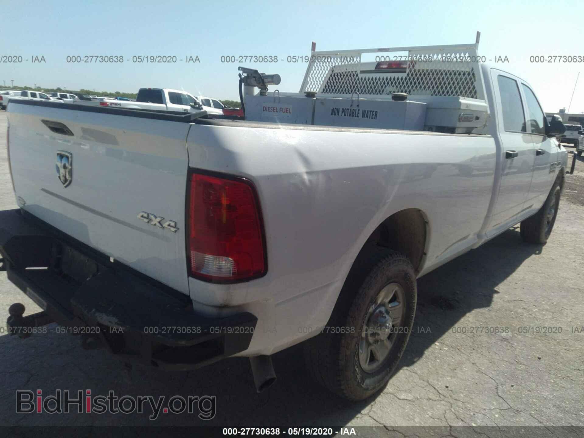 2017 RAM 2500 - VIN: 3C6UR5HJ5HG763468 - Photo 4