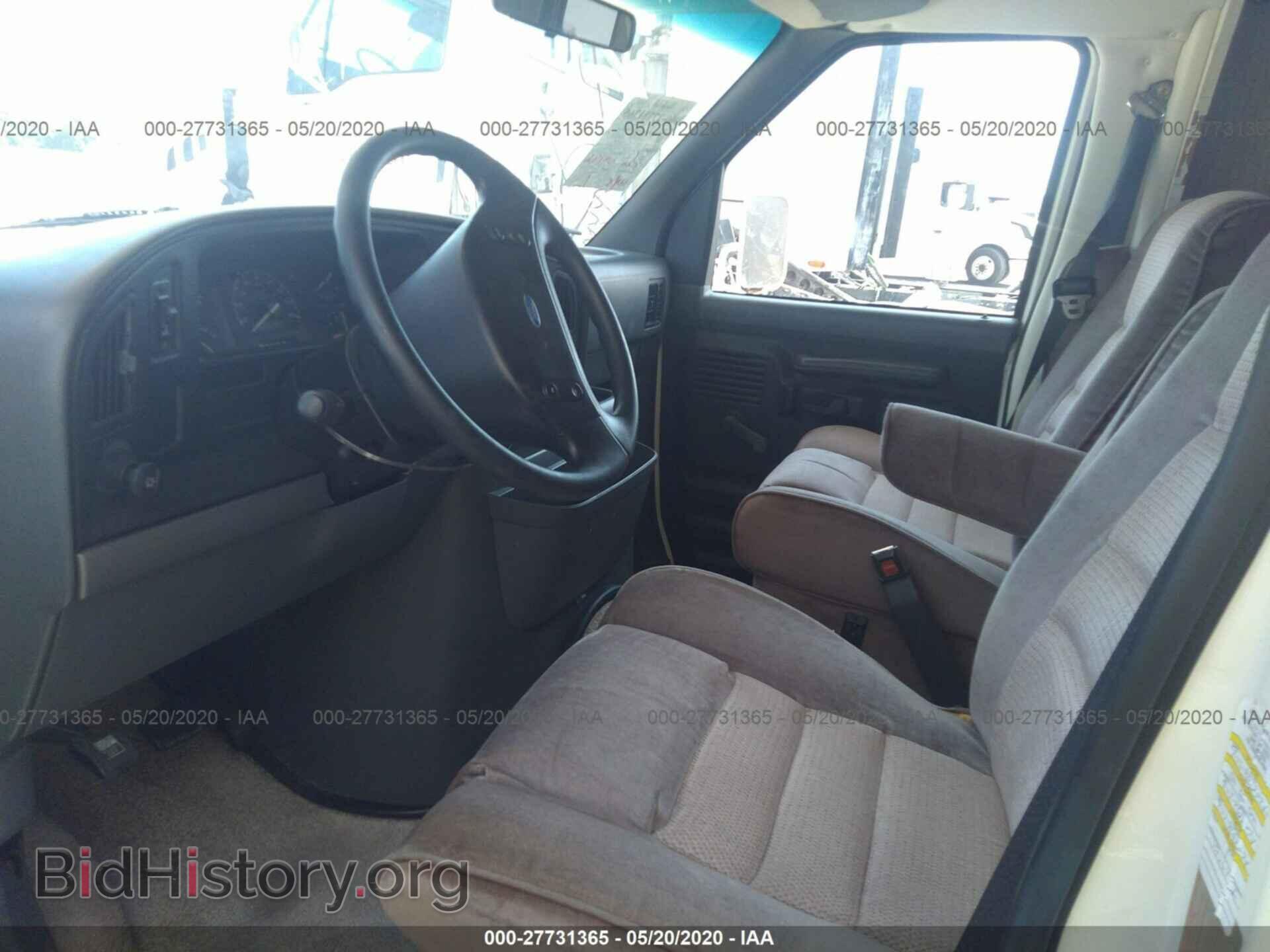 1993 FORD ECONOLINE - VIN: 1FDKE30G5PHA90357 - Photo 5
