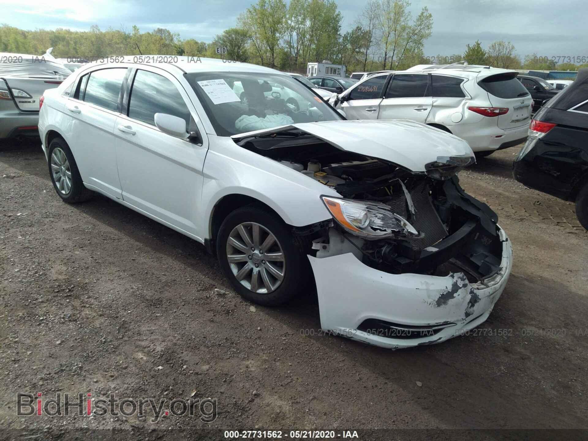 Photo 1C3CCBBB4DN550619 - CHRYSLER 200 2013