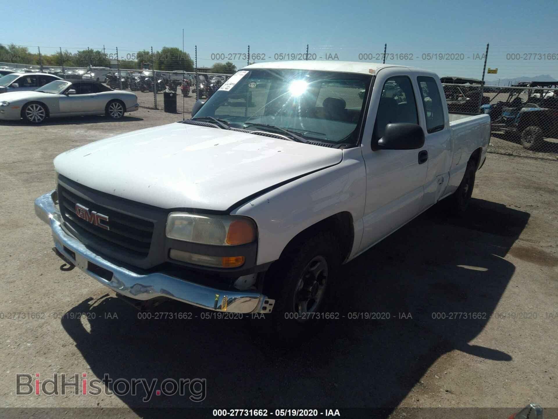 2003 GMC NEW SIERRA - VIN: 2GTEC19VX31335714 - Фото 2