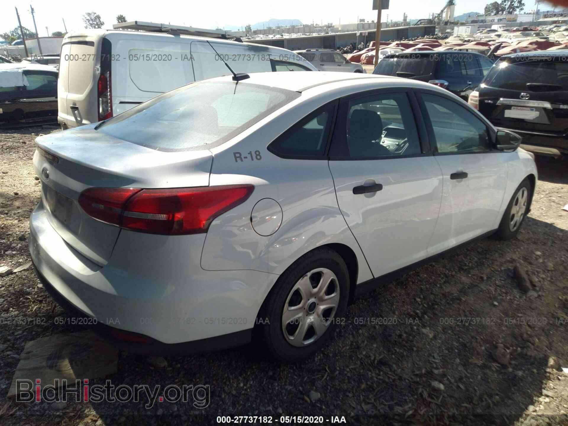 2016 FORD FOCUS - VIN: 1FADP3E26GL203577 - Фото 4