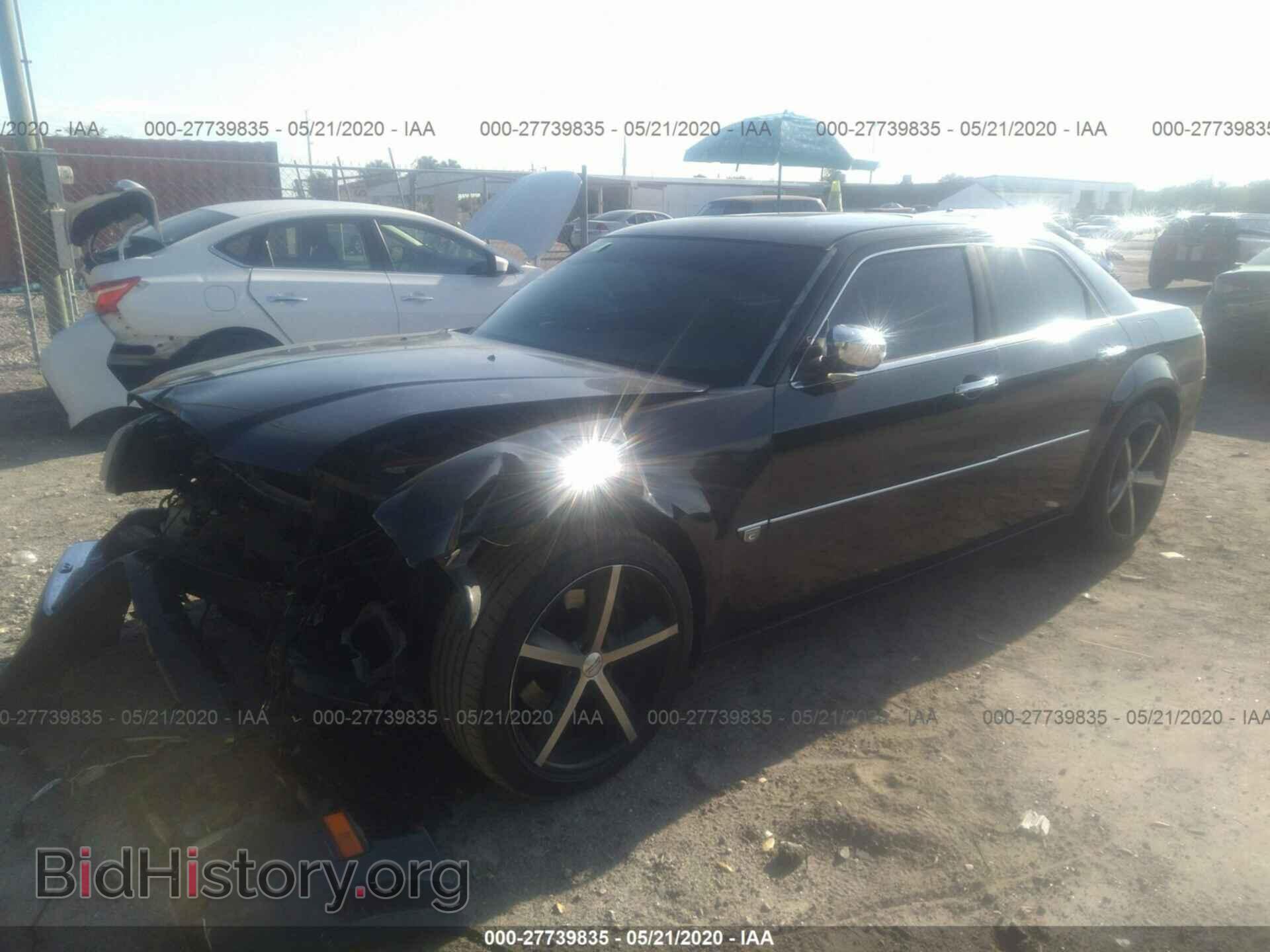 2005 CHRYSLER 300C - VIN: 2C3AA63HX5H520333 - Фото 2