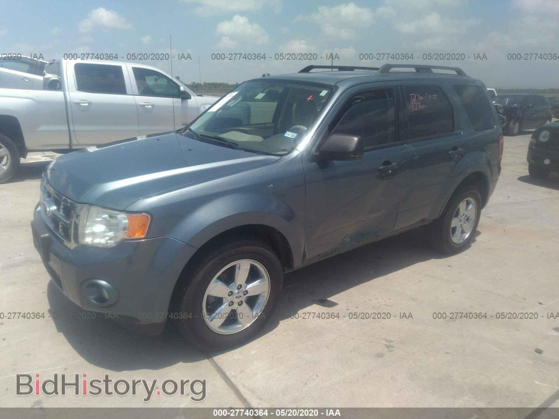 2011 FORD ESCAPE - VIN: 1FMCU0DGXBKA32935 - Фото 2