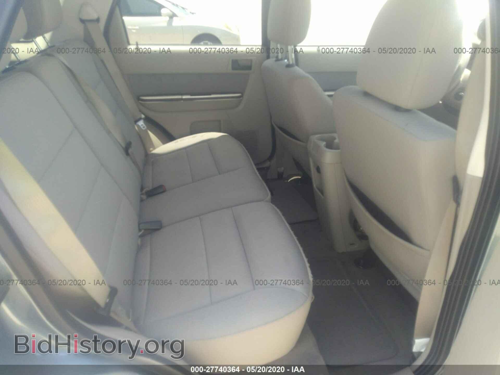 2011 FORD ESCAPE - VIN: 1FMCU0DGXBKA32935 - Фото 8