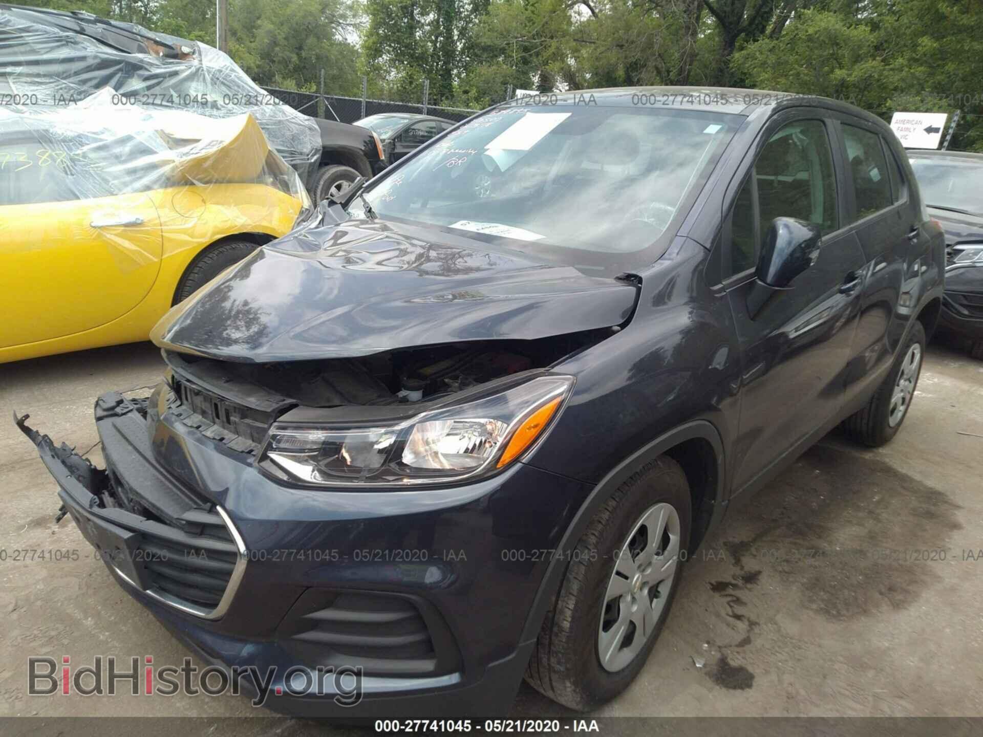 2019 CHEVROLET TRAX - VIN: 3GNCJKSB5KL117266 - Фото 2