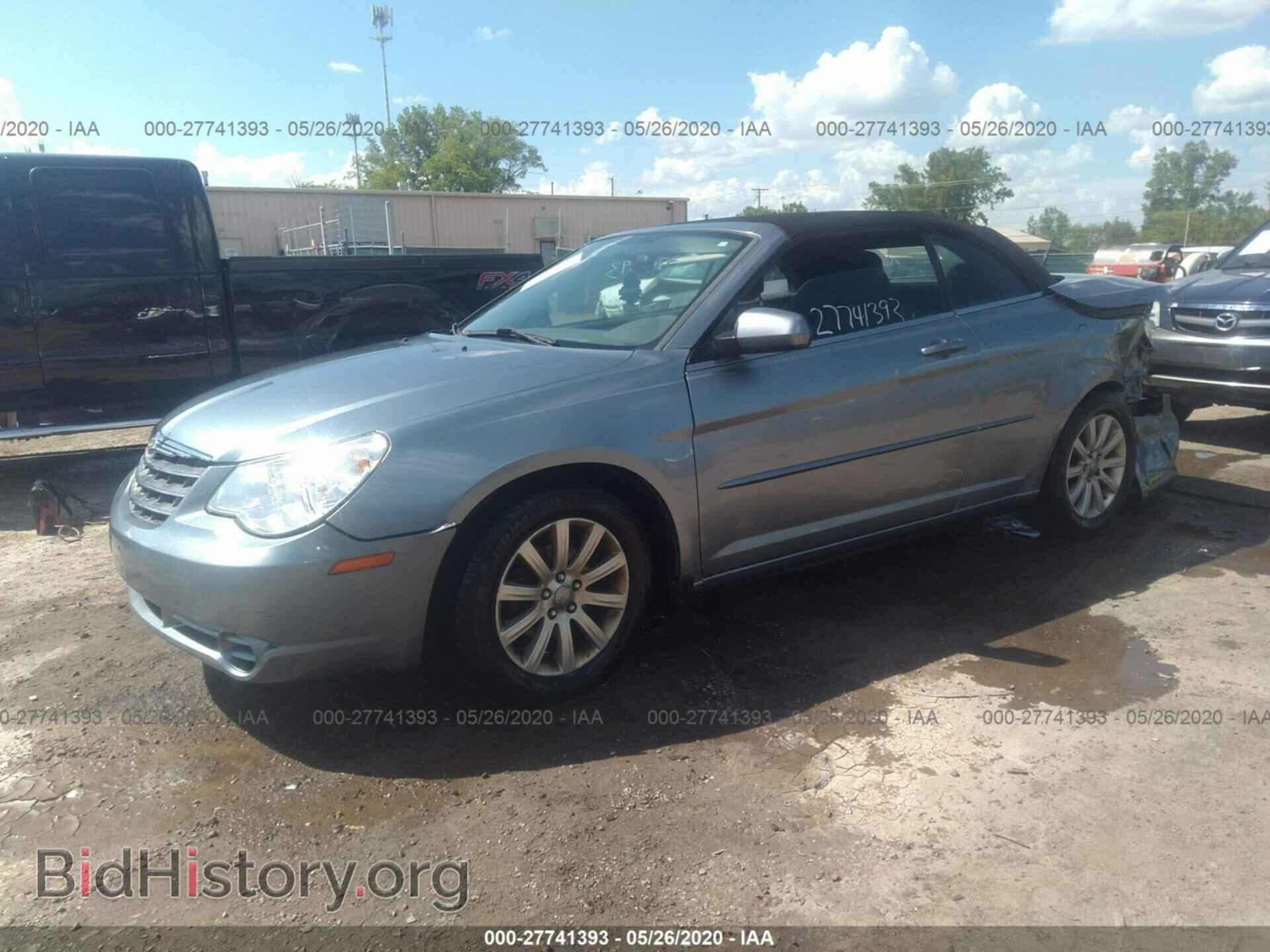 2010 CHRYSLER SEBRING - VIN: 1C3BC5ED3AN147592 - Фото 2