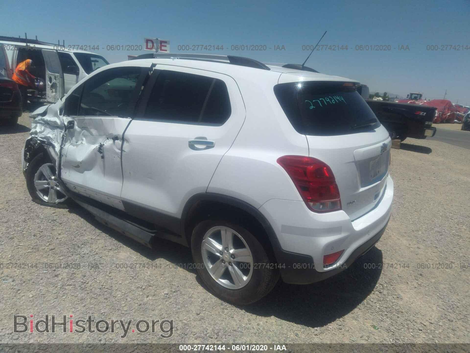 2019 CHEVROLET TRAX - VIN: 3GNCJLSB2KL365447 - Фото 3