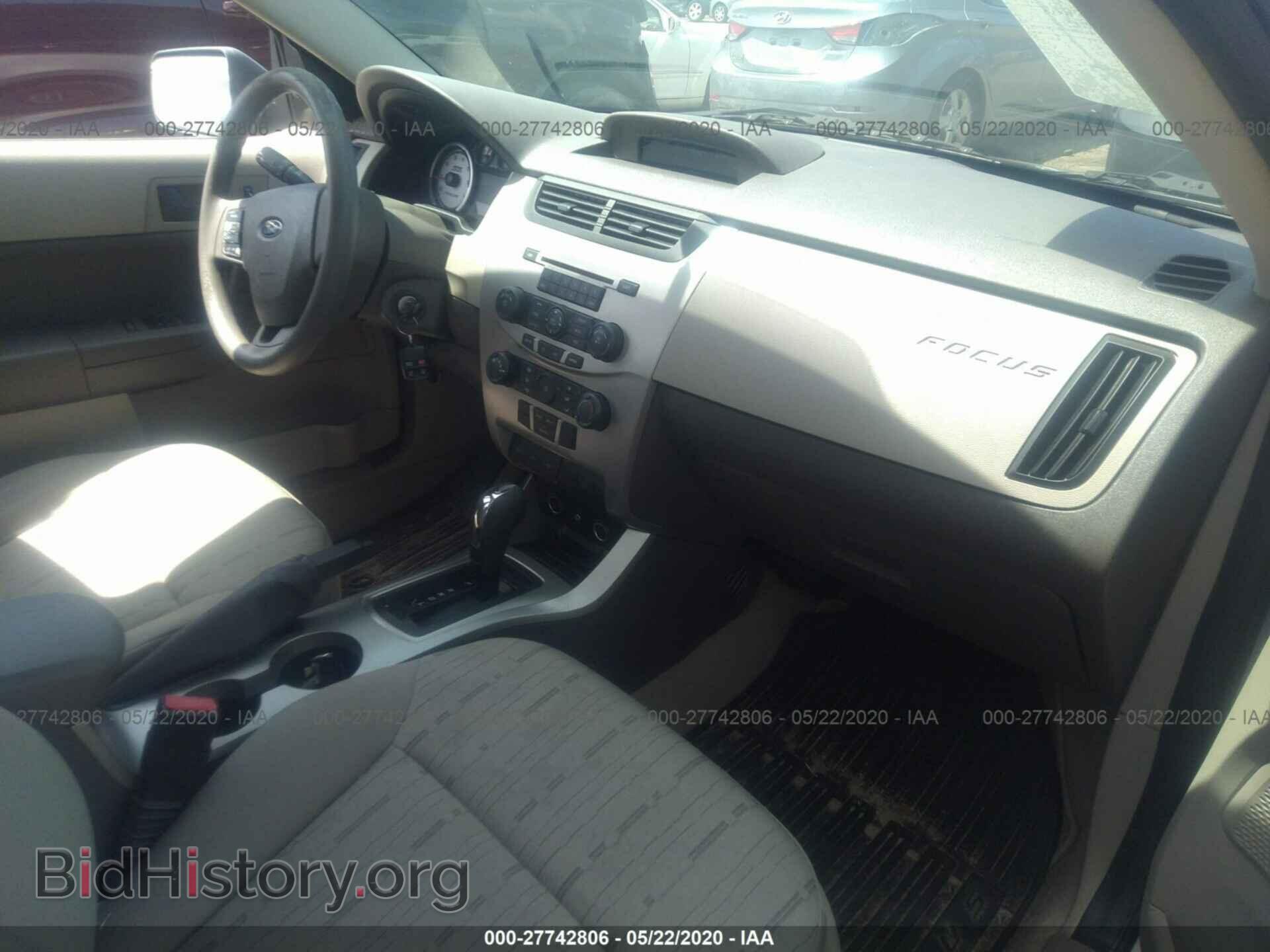 2009 FORD FOCUS - VIN: 1FAHP35N59W267218 - Фото 5