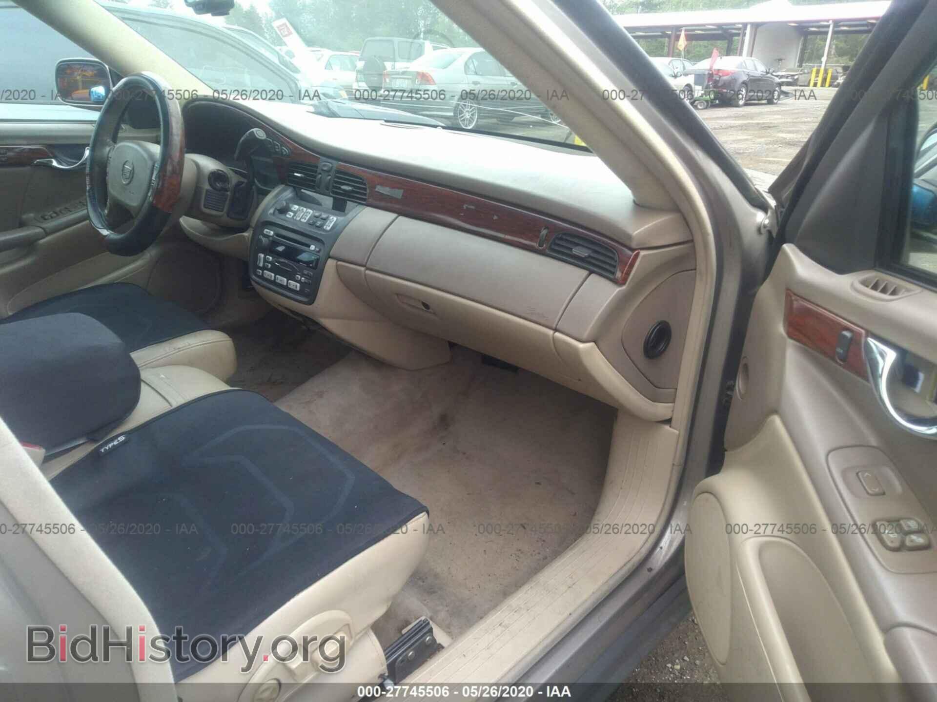 2004 CADILLAC DEVILLE - VIN: 1G6KD54Y84U207845 - Photo 5