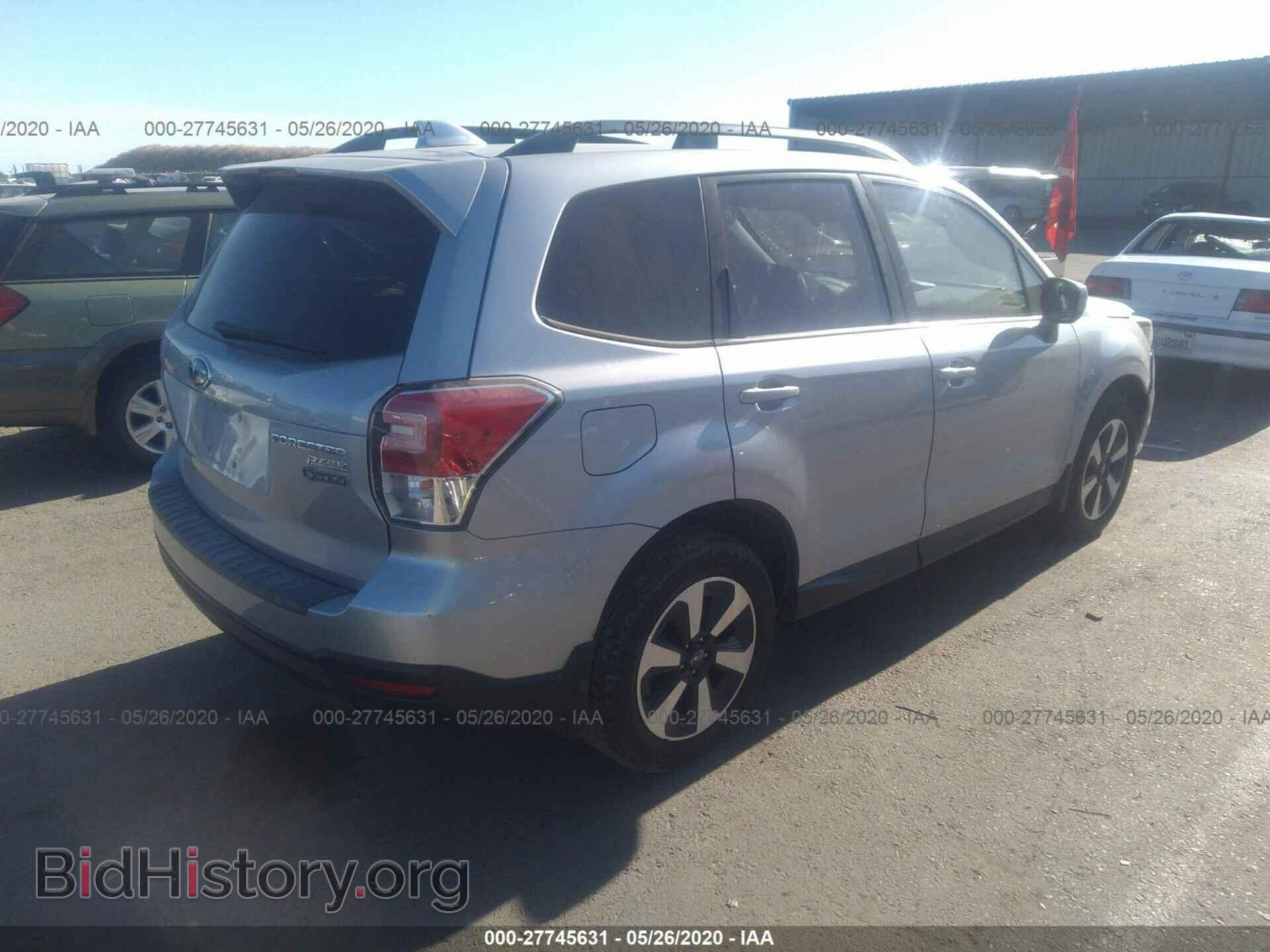 2017 SUBARU FORESTER - VIN: JF2SJAGC2HH583438 - Фото 4
