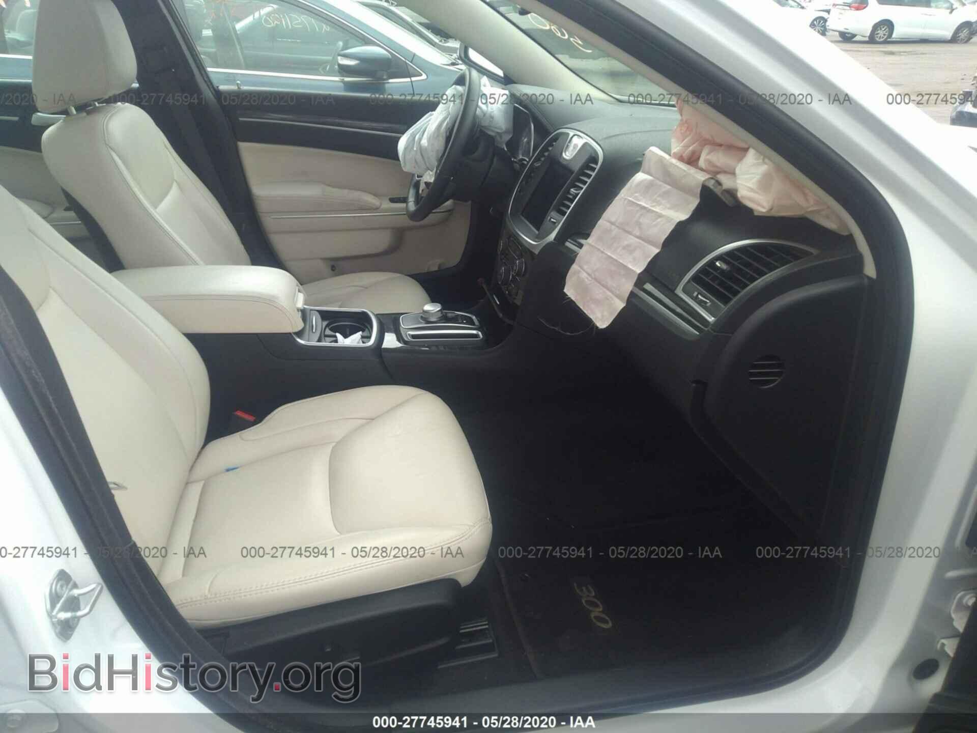 2017 CHRYSLER 300 - VIN: 2C3CCARG3HH530730 - Фото 5