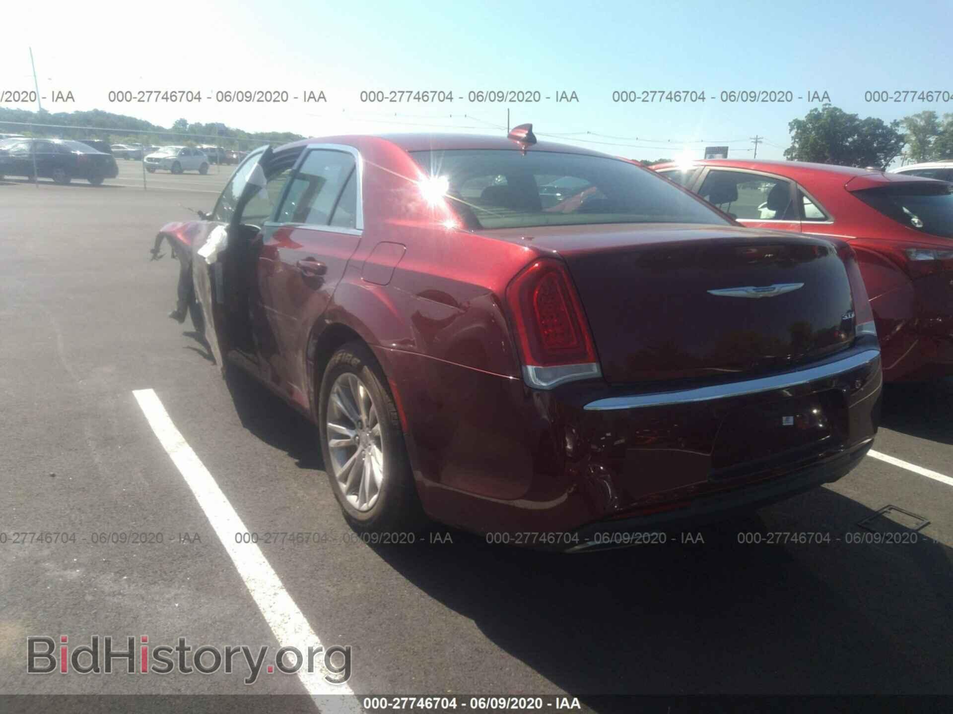 2016 CHRYSLER 300 - VIN: 2C3CCAAG3GH248498 - Фото 3
