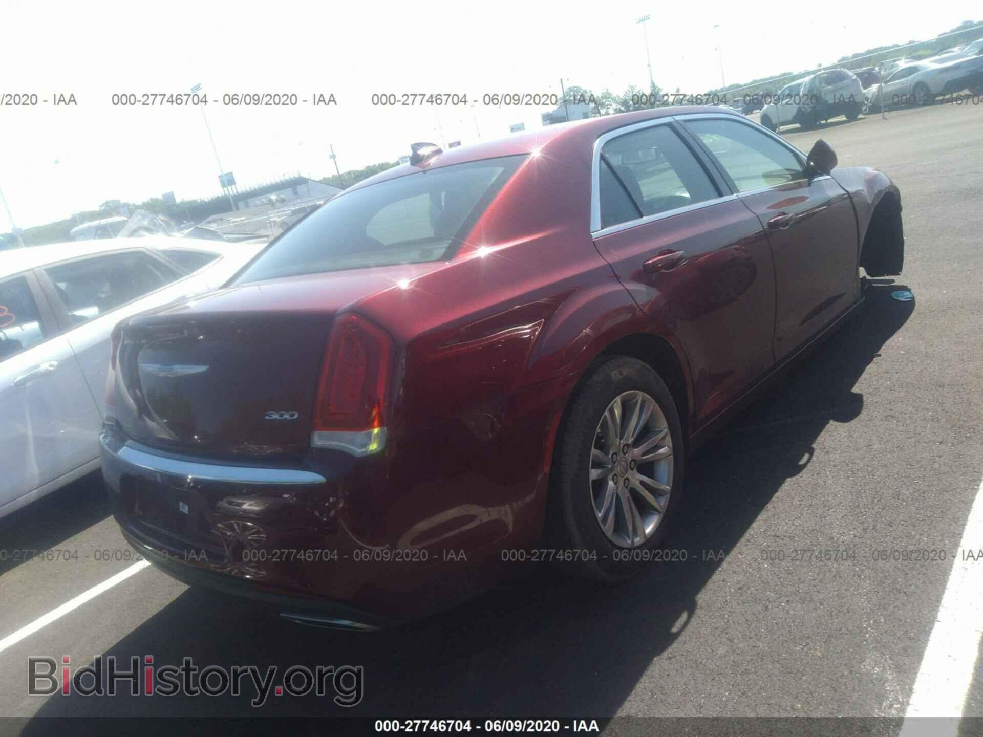 2016 CHRYSLER 300 - VIN: 2C3CCAAG3GH248498 - Фото 4