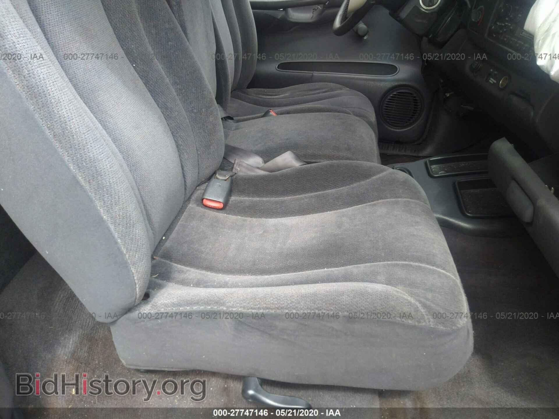 2000 DODGE DAKOTA - VIN: 1B7FL26X2YS728808 - Photo 8