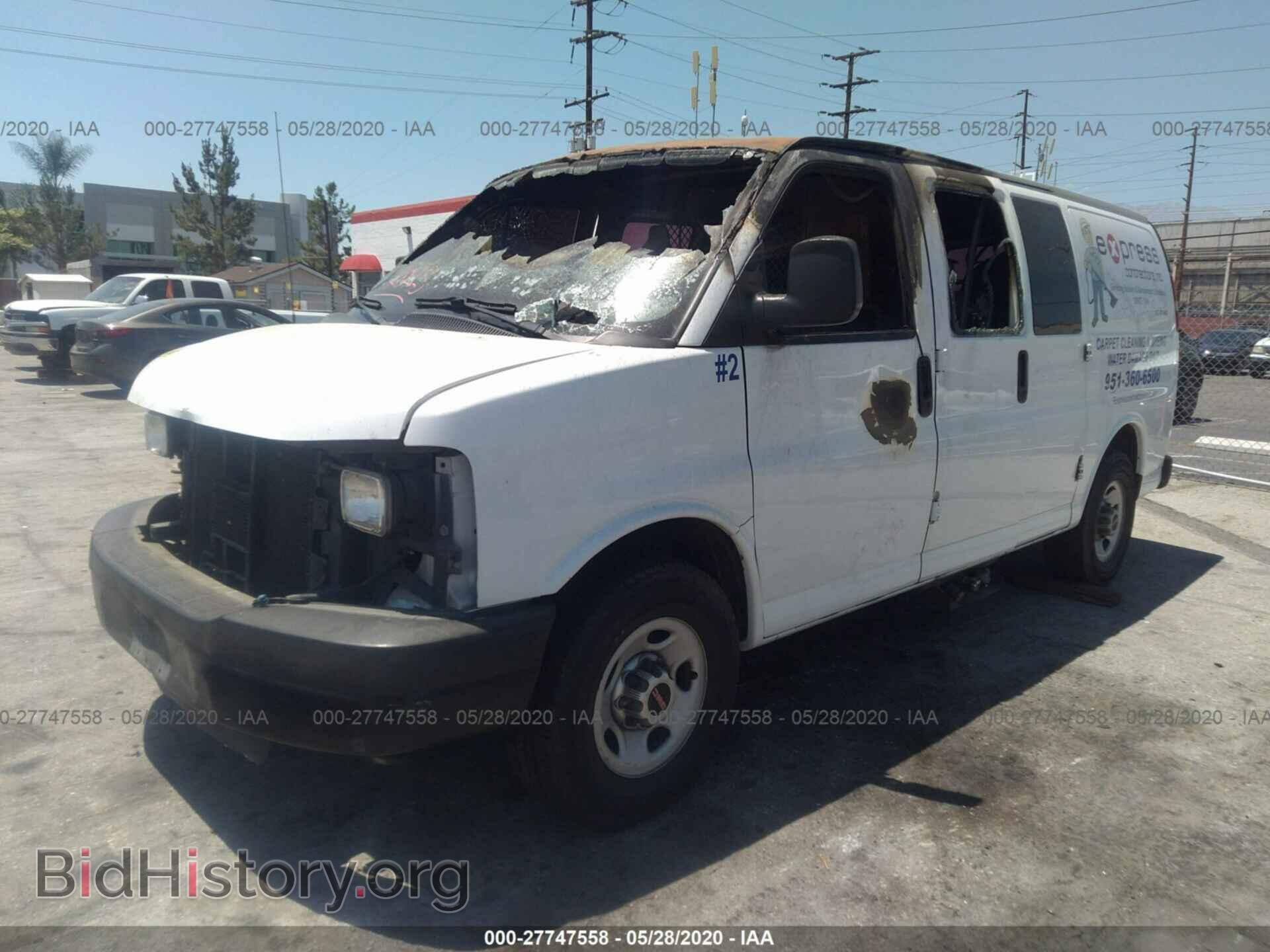 2011 GMC SAVANA - VIN: 1GTW7FCA3B1112625 - Фото 2