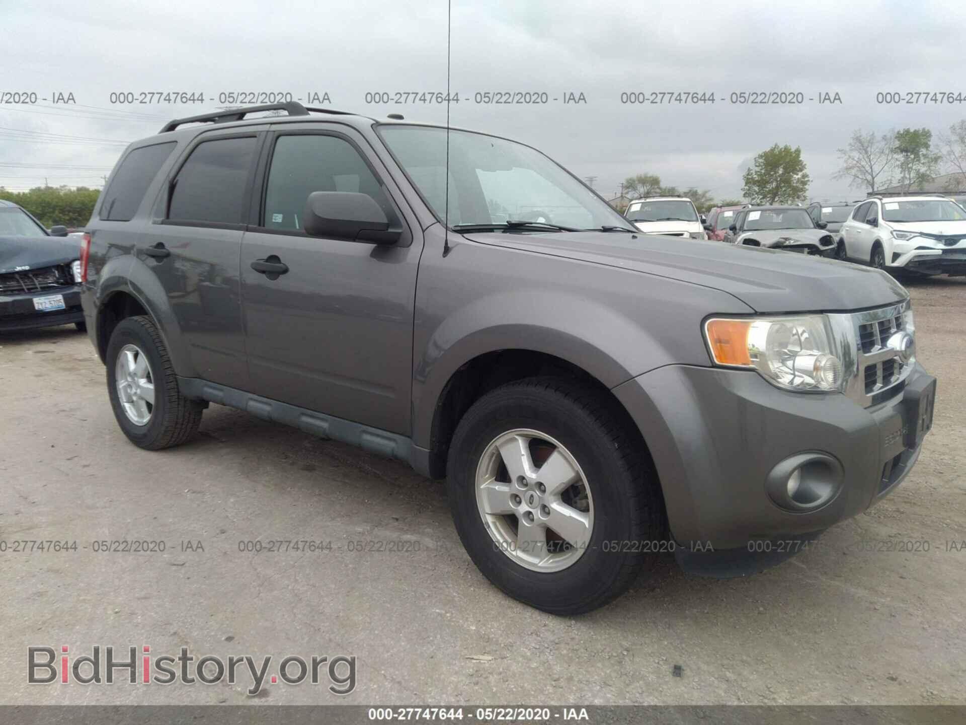 Фотография 1FMCU03GX9KA44899 - FORD ESCAPE 2009