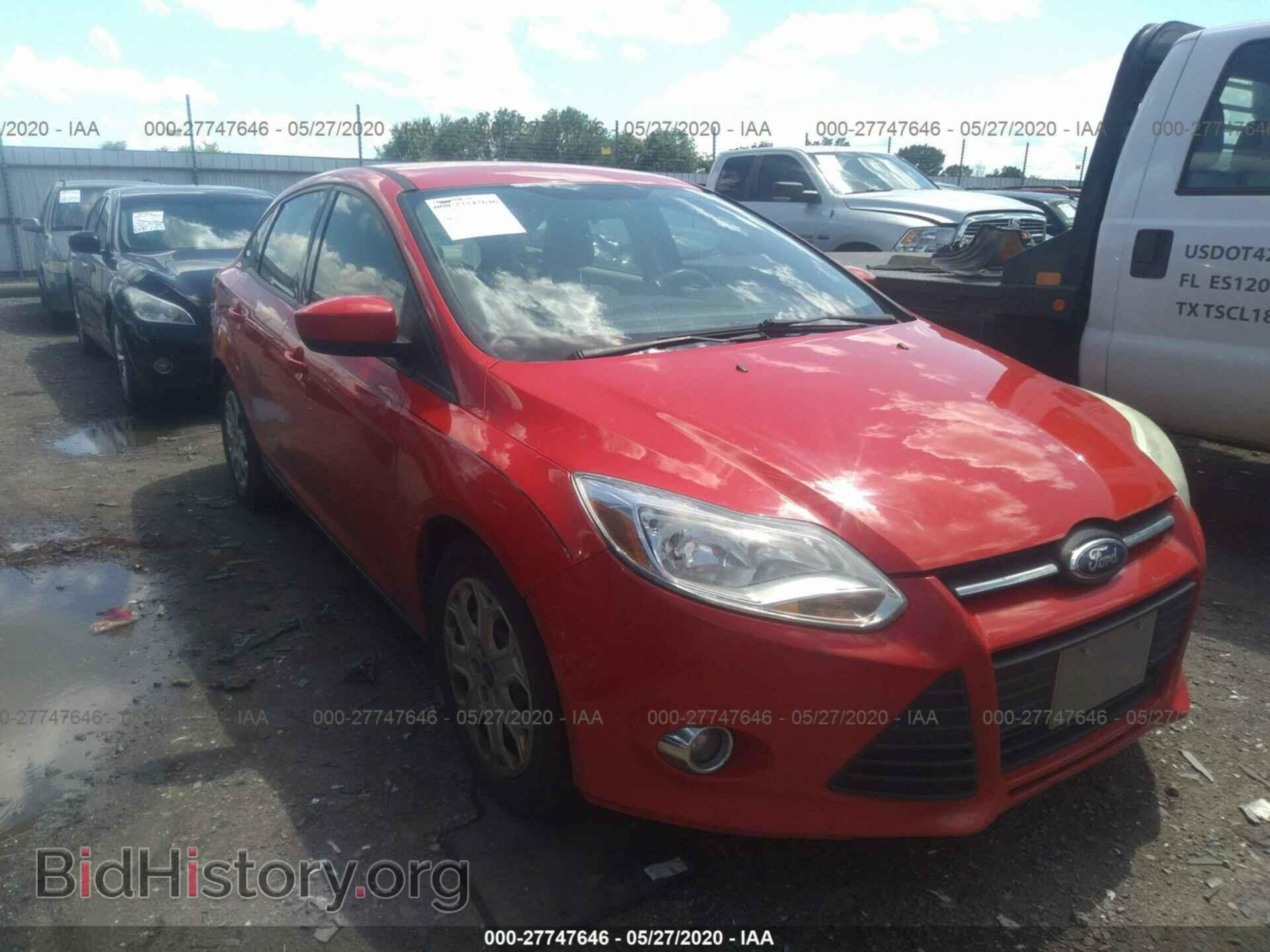 Photo 1FAHP3F29CL128352 - FORD FOCUS 2012