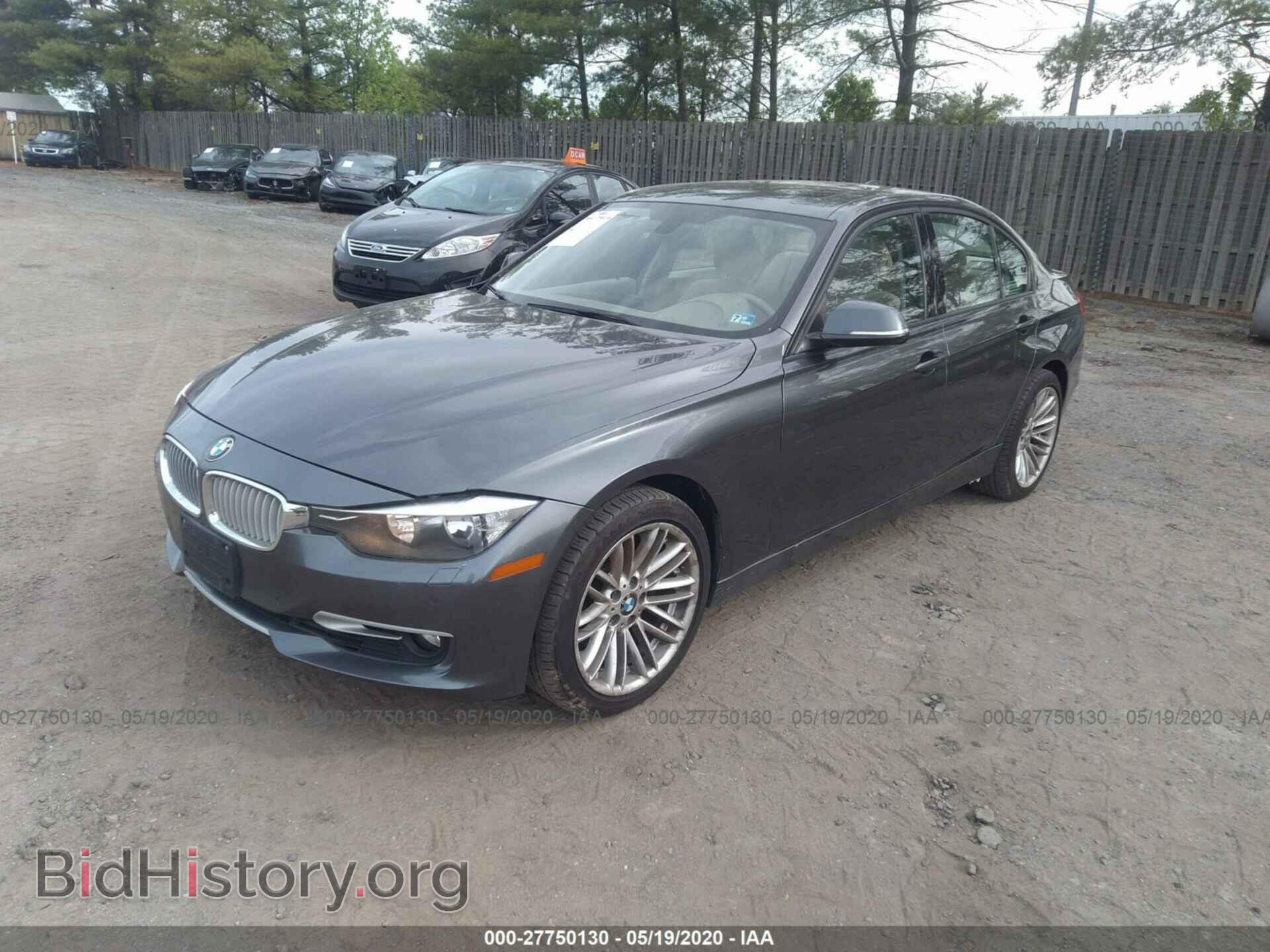 2013 BMW 328 - VIN: WBA3B3G59DNR80764 - Фото 2