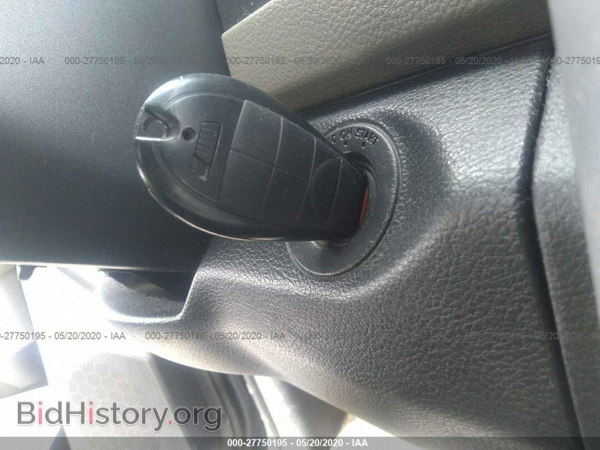 2011 DODGE RAM 1500 - VIN: 1D7RB1GT9BS554626 - Фото 11