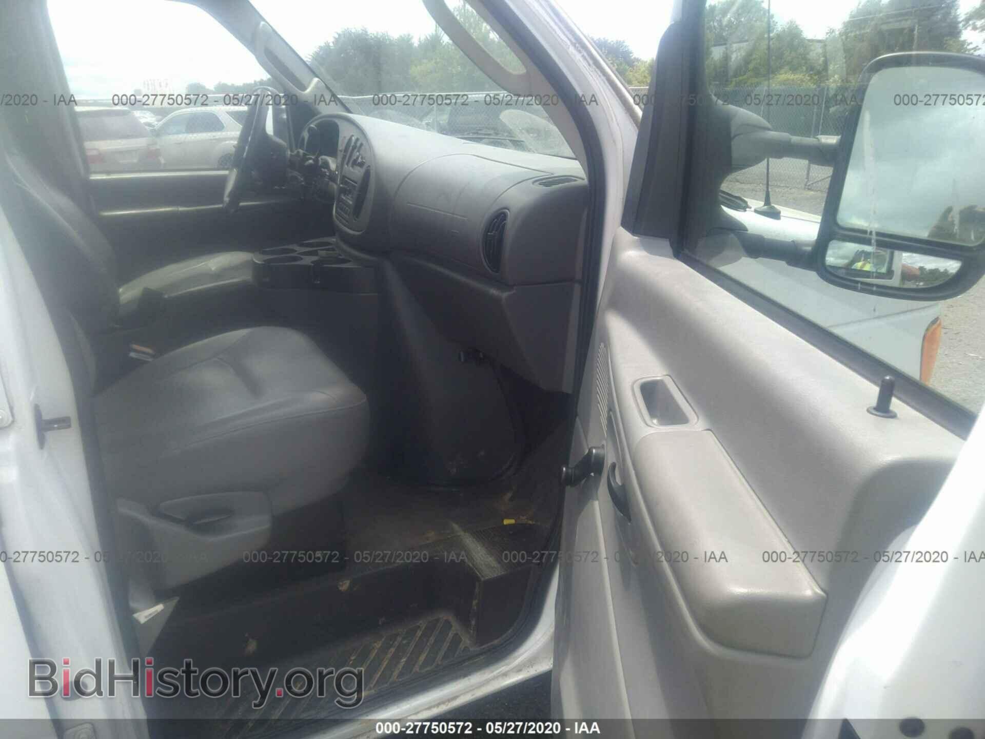 2007 FORD ECONOLINE - VIN: 1FTNE24WX7DA06490 - Photo 5