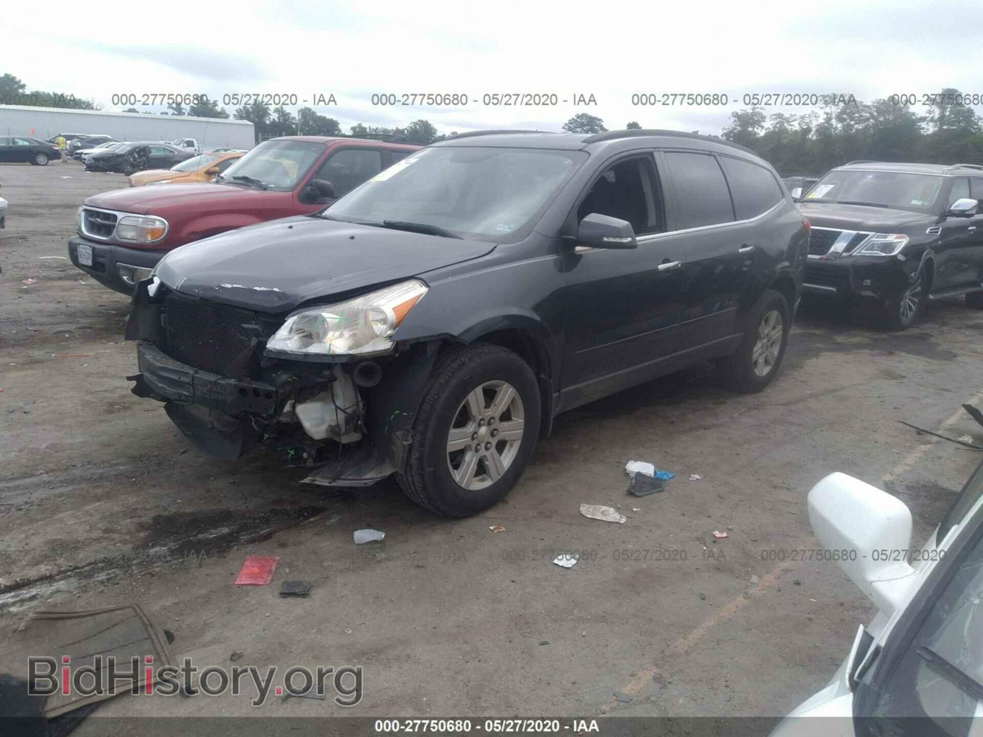 2011 CHEVROLET TRAVERSE - VIN: 1GNKVGED2BJ149111 - Фото 2