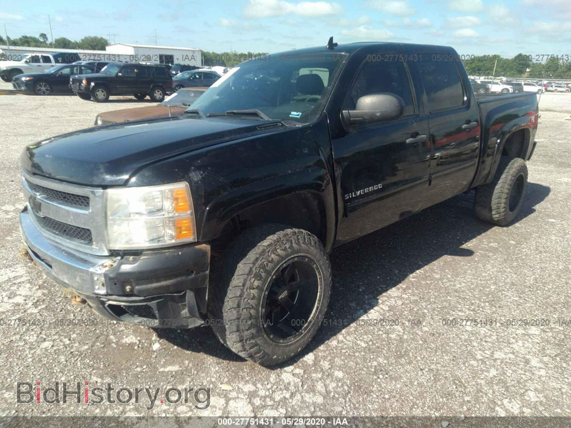 2011 CHEVROLET SILVERADO 1500 - VIN: 3GCPKSE38BG204549 - Фото 2